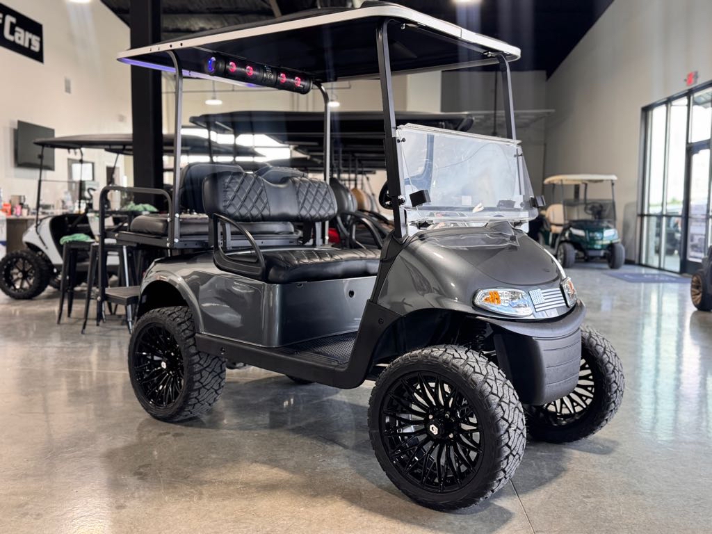 2023 E-Z-GO Freedom RXV ELiTE Lithium — photo 4