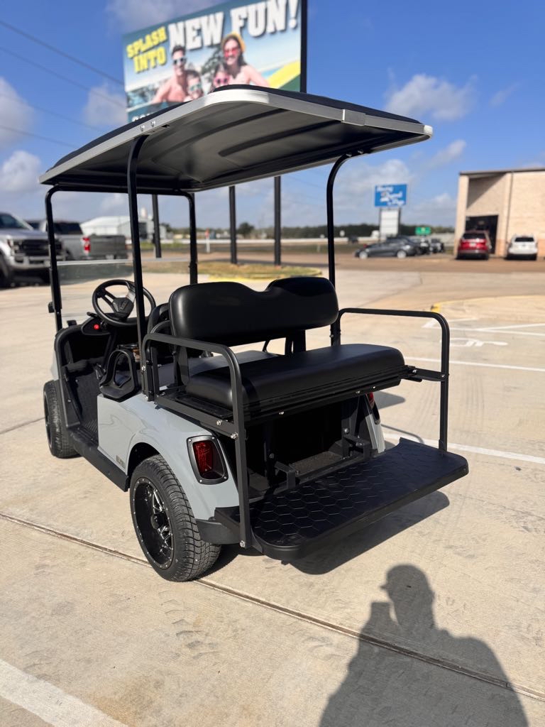 2021 E-Z-GO Freedom RXV ELiTE Lithium — photo 5