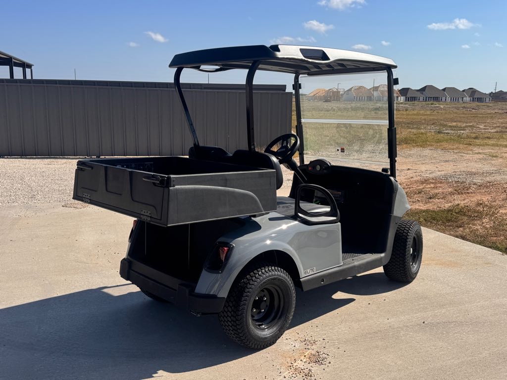 2021 E-Z-GO Freedom RXV ELiTE Lithium — photo 4