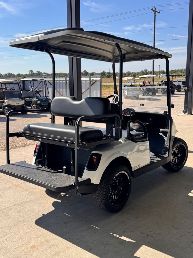 2021 E-Z-GO Freedom RXV ELiTE Lithium — photo 4