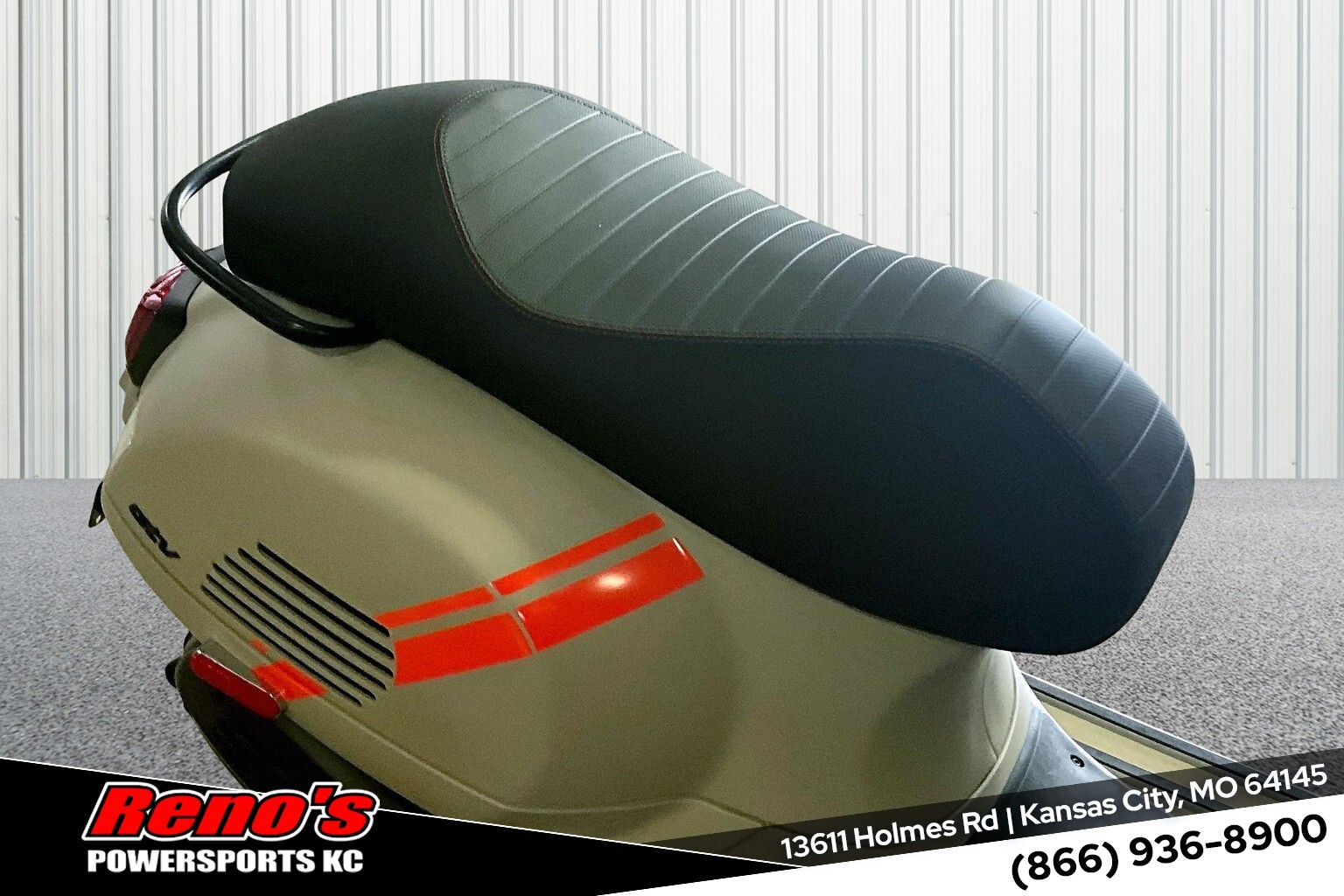 2024 Vespa GTV 300 - Photo 9