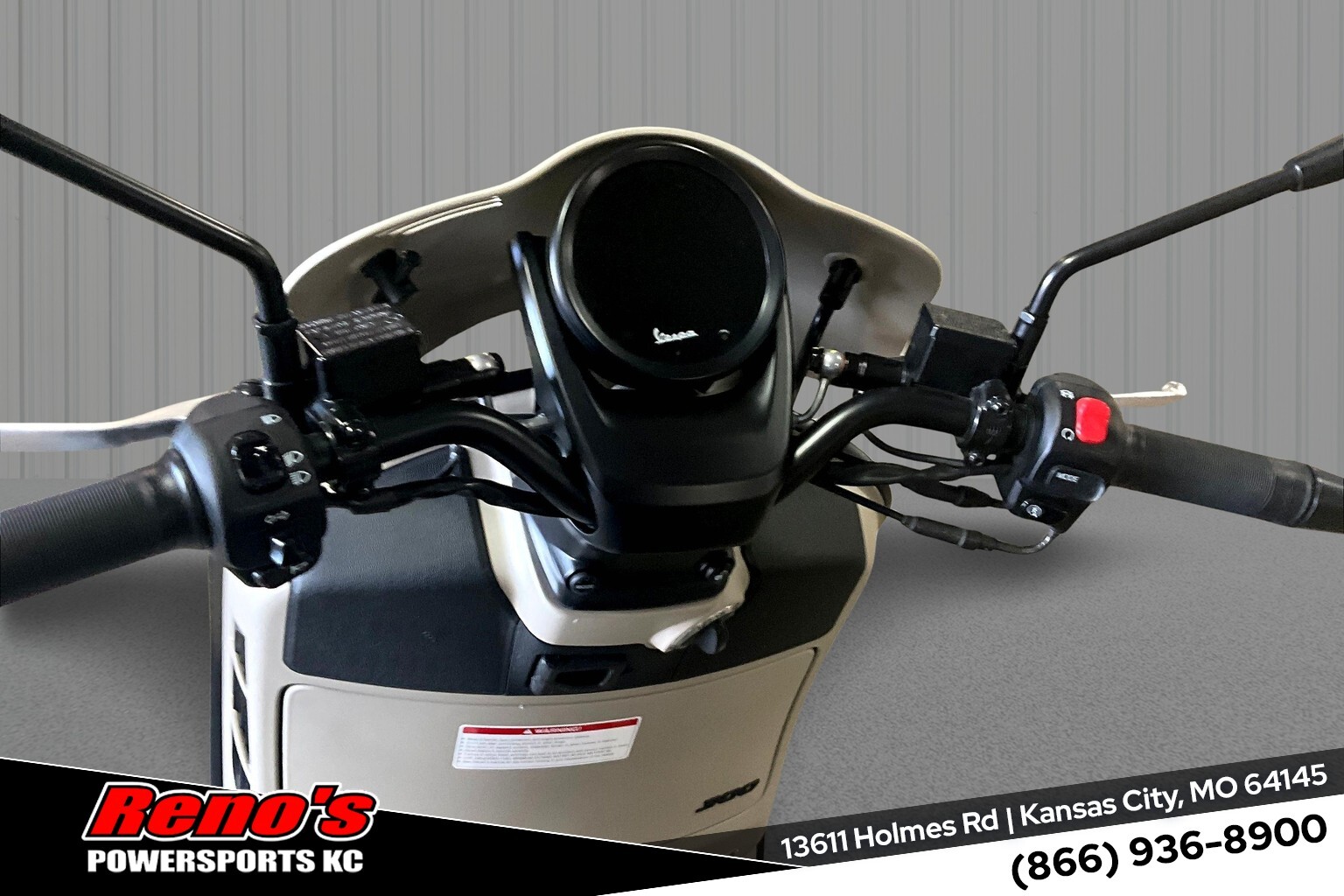 2024 Vespa GTV 300 - Photo 10
