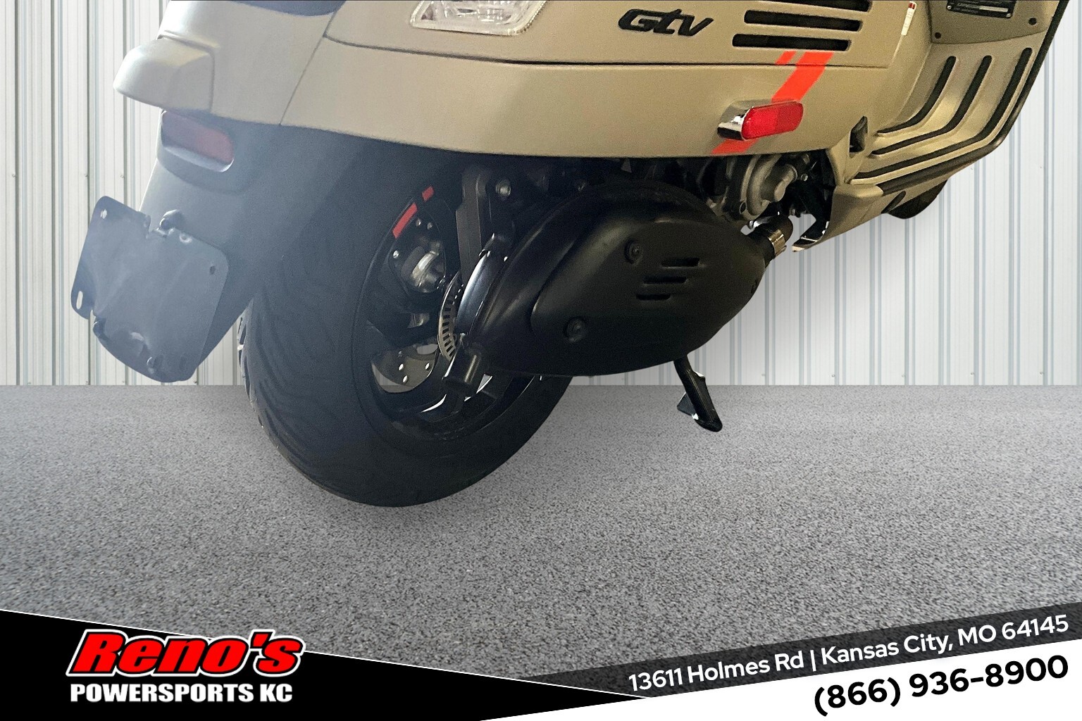 2024 Vespa GTV 300 - Photo 14