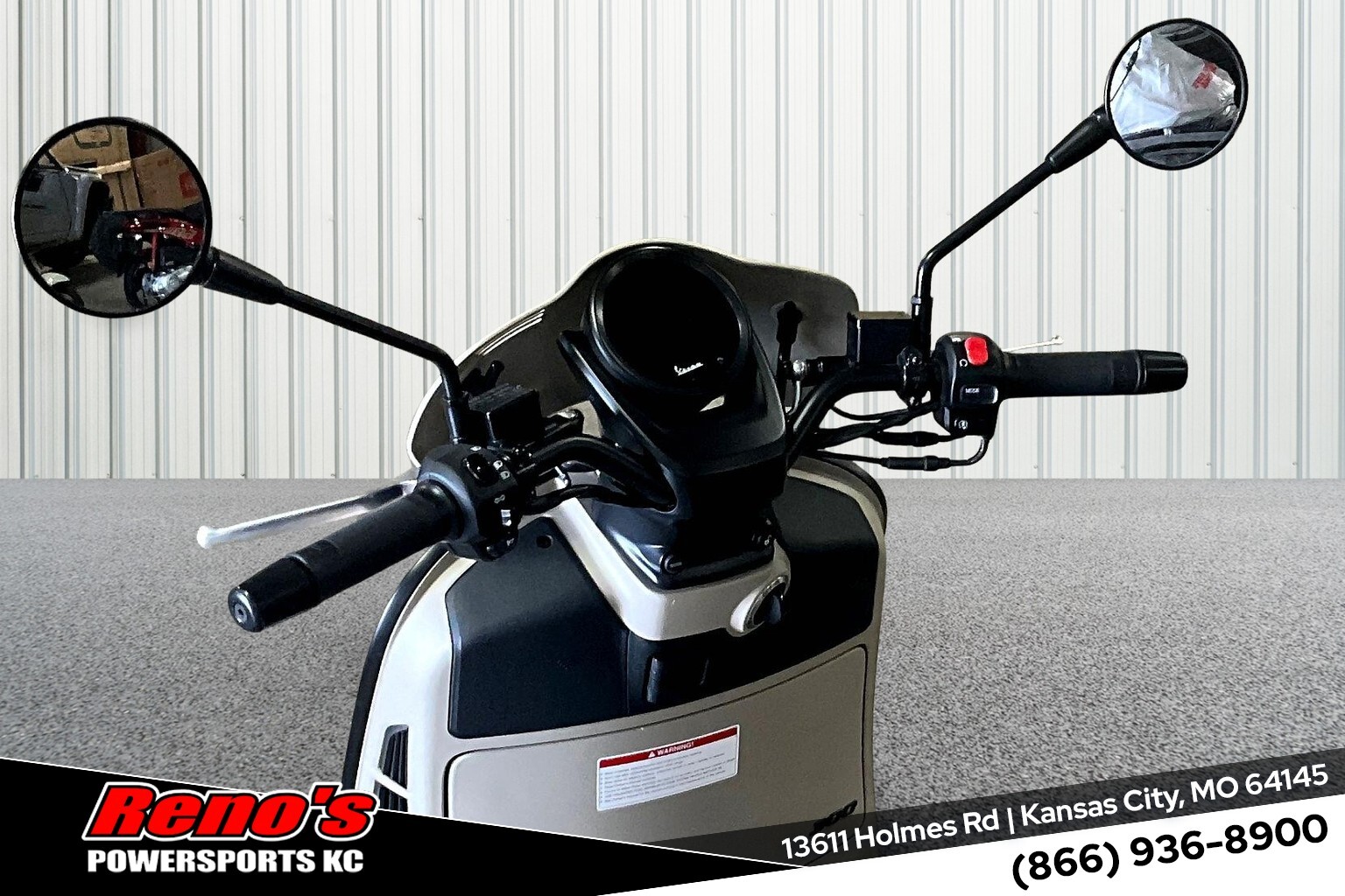 2024 Vespa GTV 300 - Photo 6