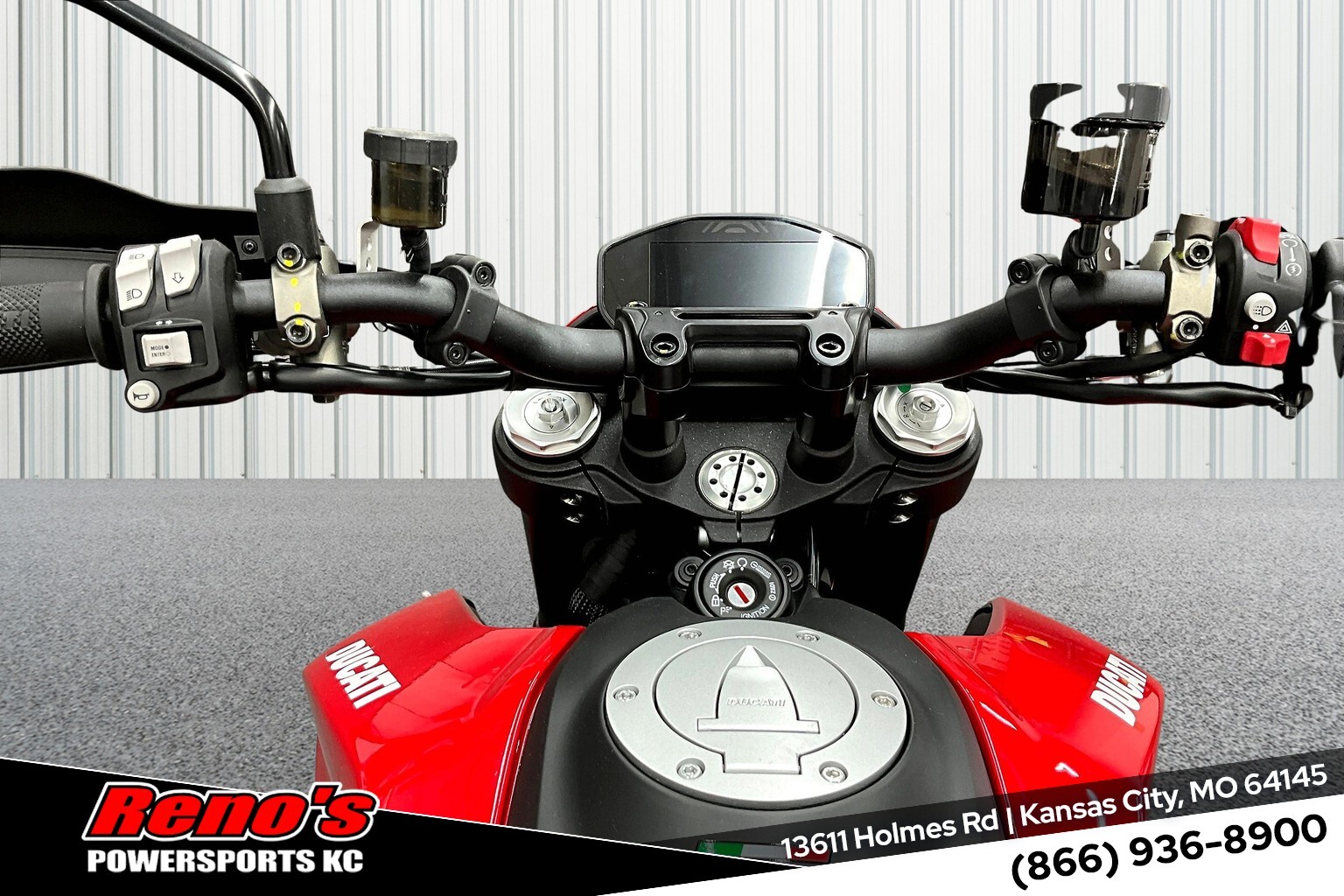 2024 Ducati Hypermotard 950 - Photo 11