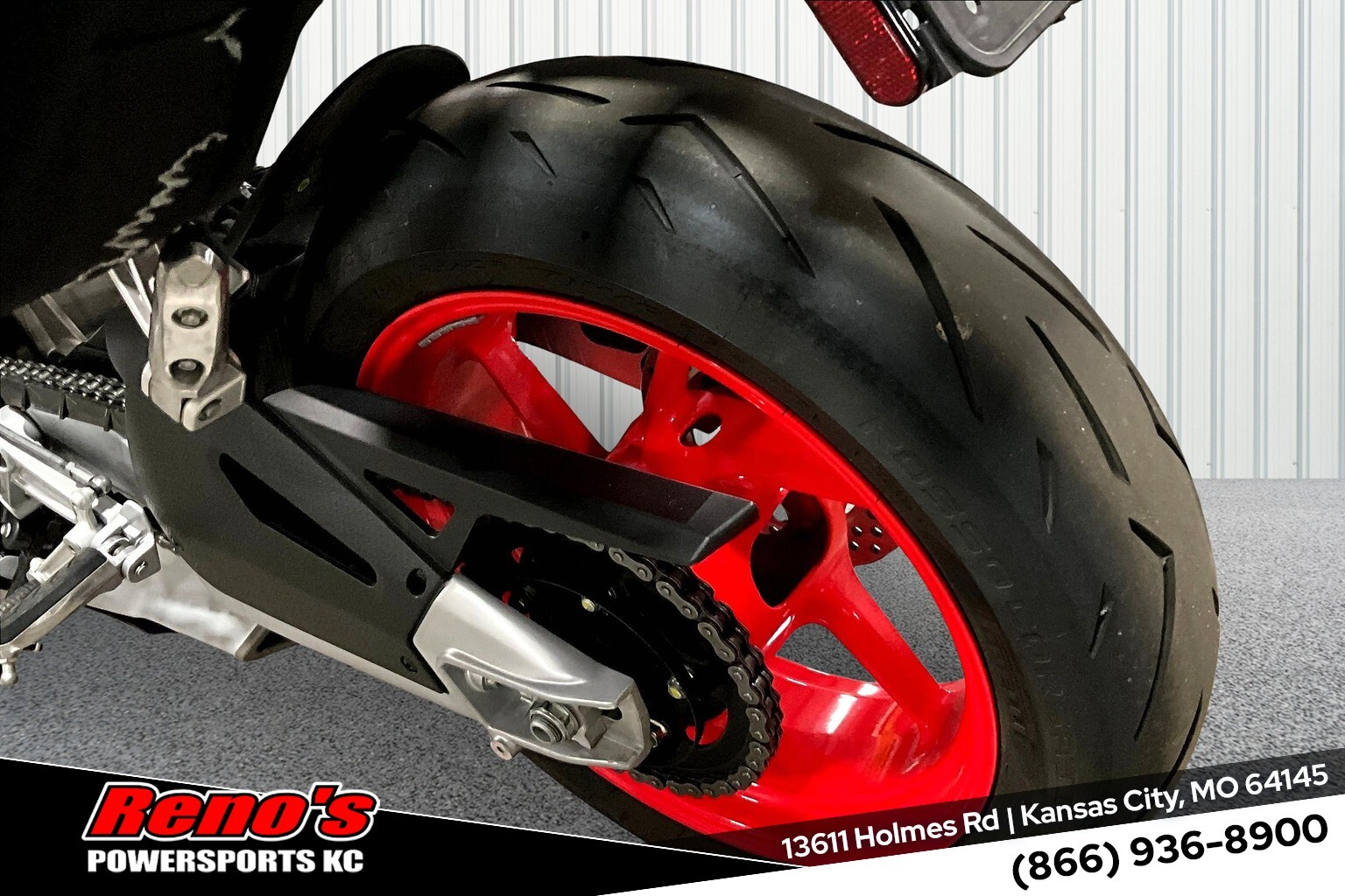 2021 Aprilia Tuono 660 - Photo 16