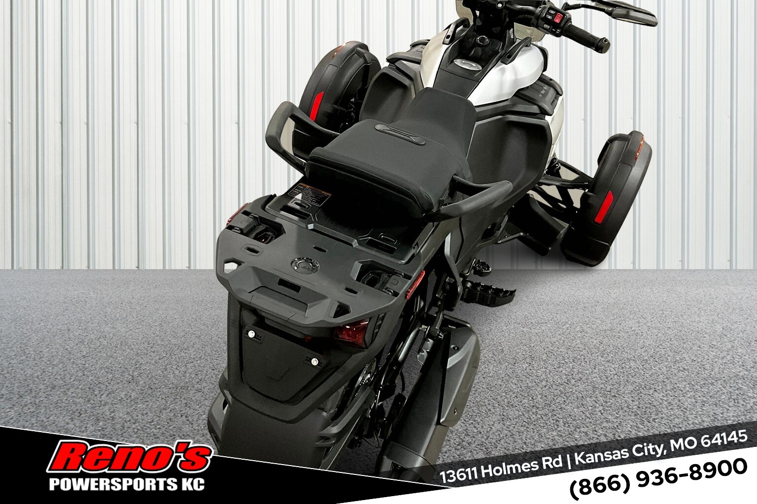 2025 Can-Am Canyon - Photo 11