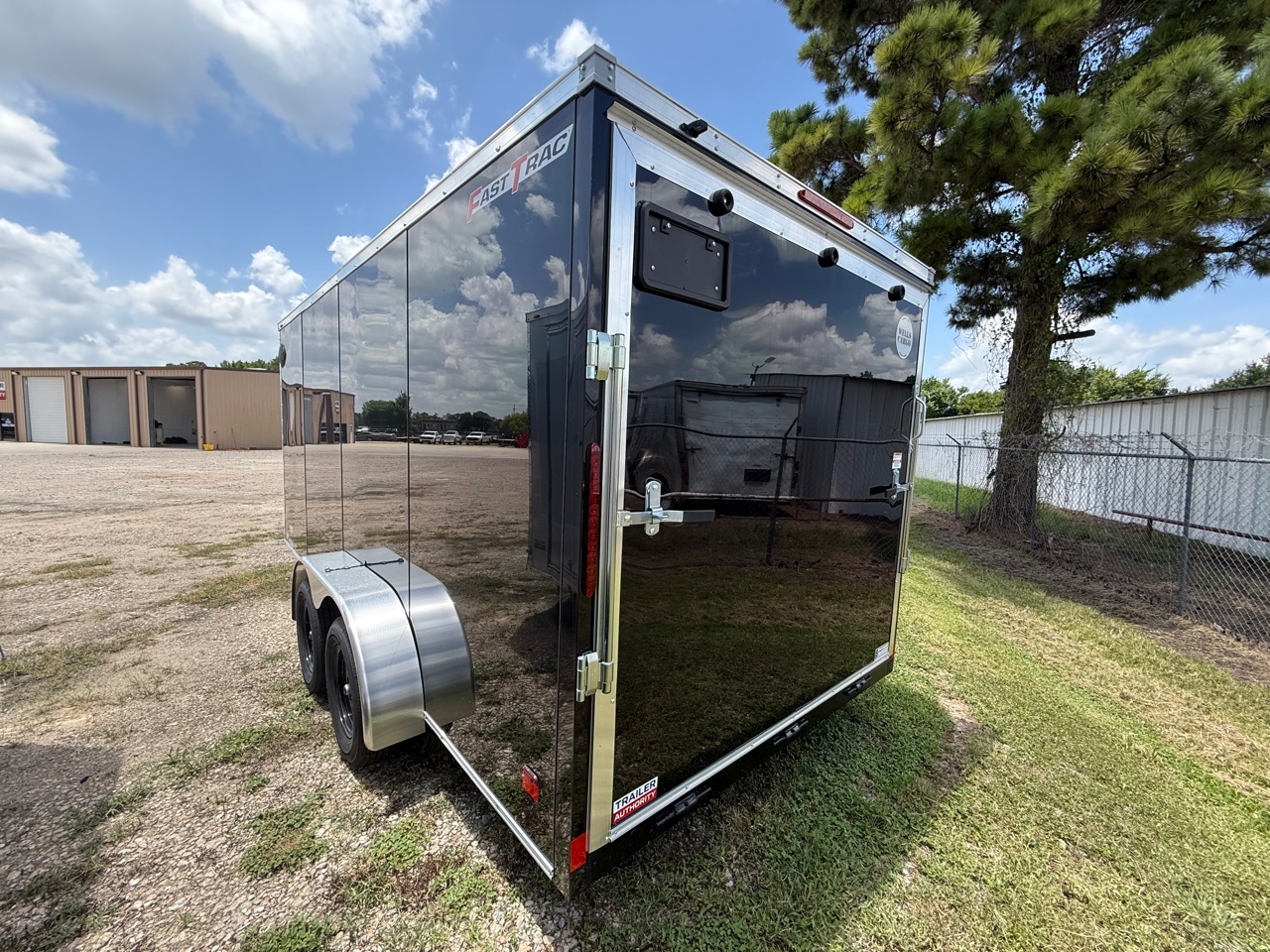 2026 Wells Cargo FT716T2-D photo 2