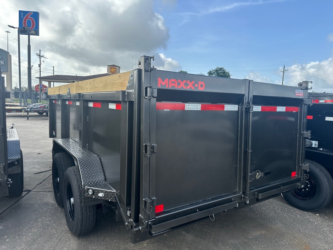 2027 MAXXD DKB8314
