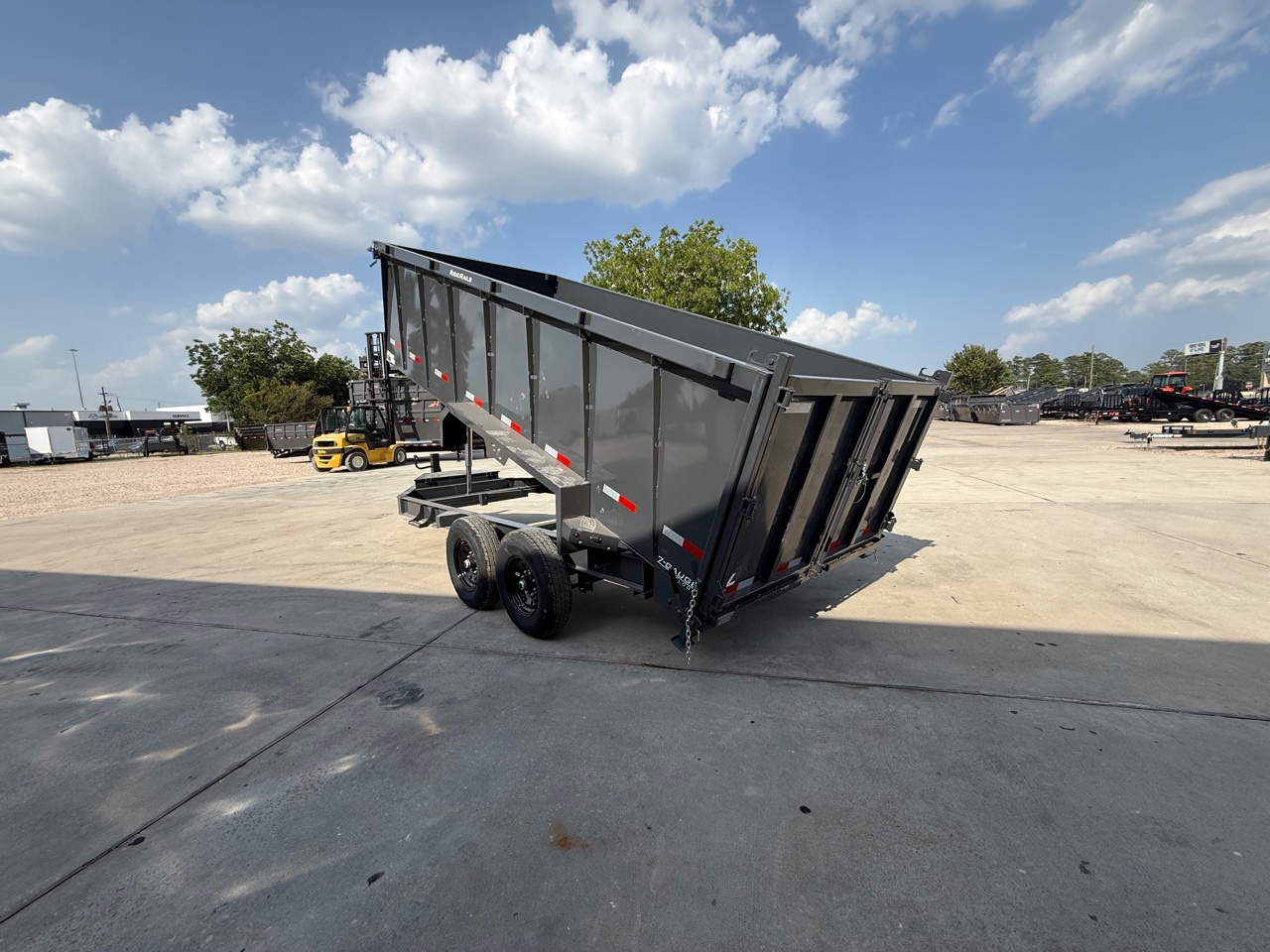 2027 Lamar DT831627 photo 2