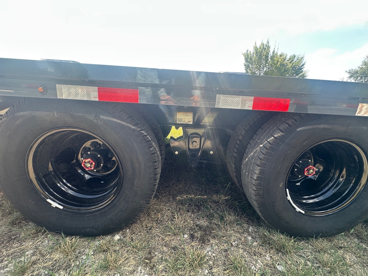 2027 Lamar FD02402B