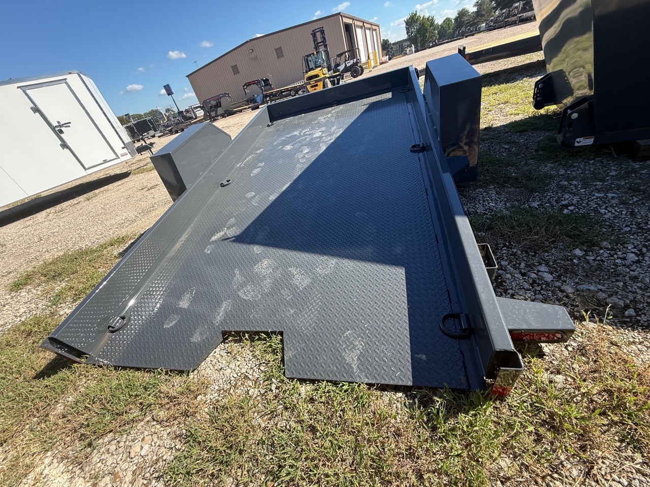 2027 Lamar SH791217 photo 3