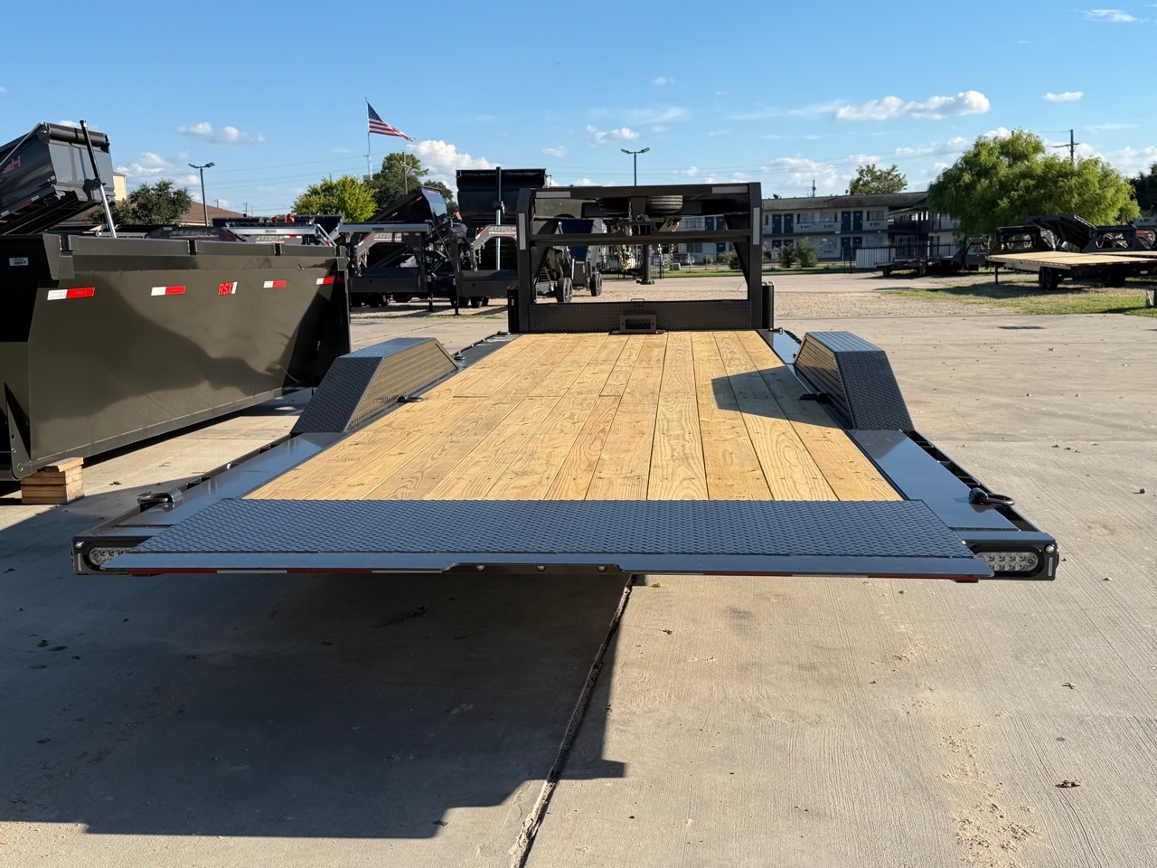 2027 MAXXD T8B10224G photo 2