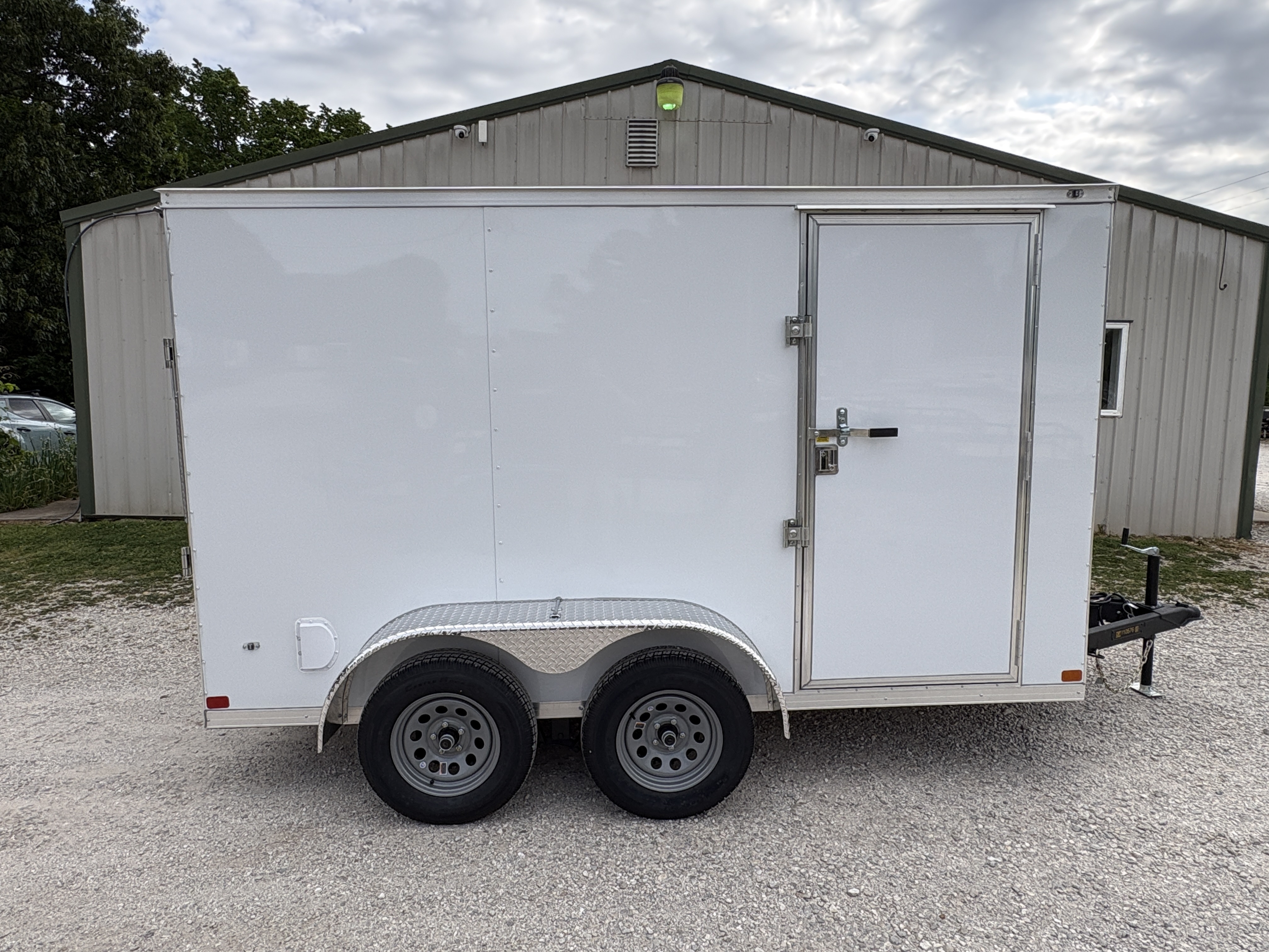 2026 Covered Wagon photo 2