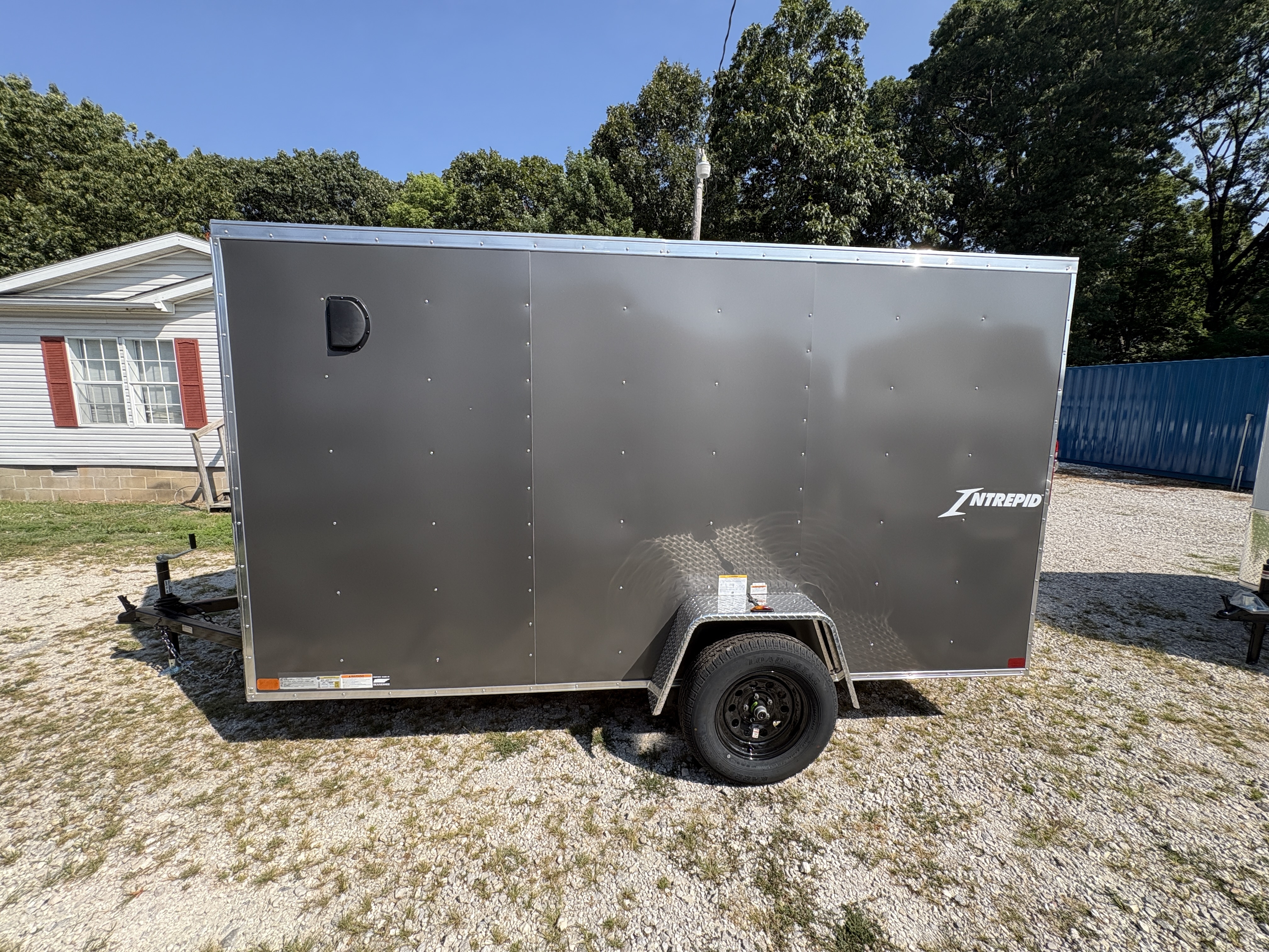 2027 Homesteader photo 2