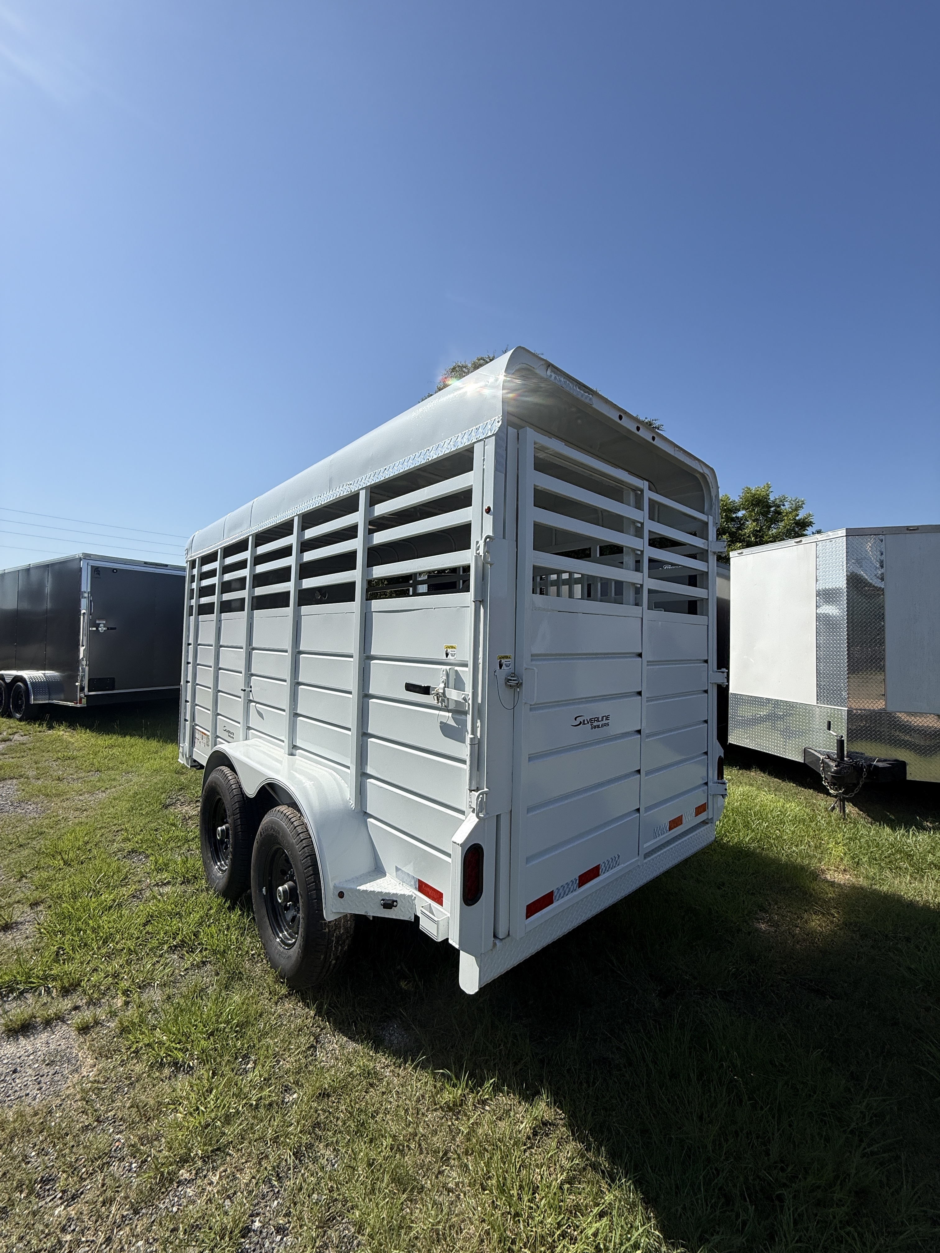Horse Livestock Trailer photo 3