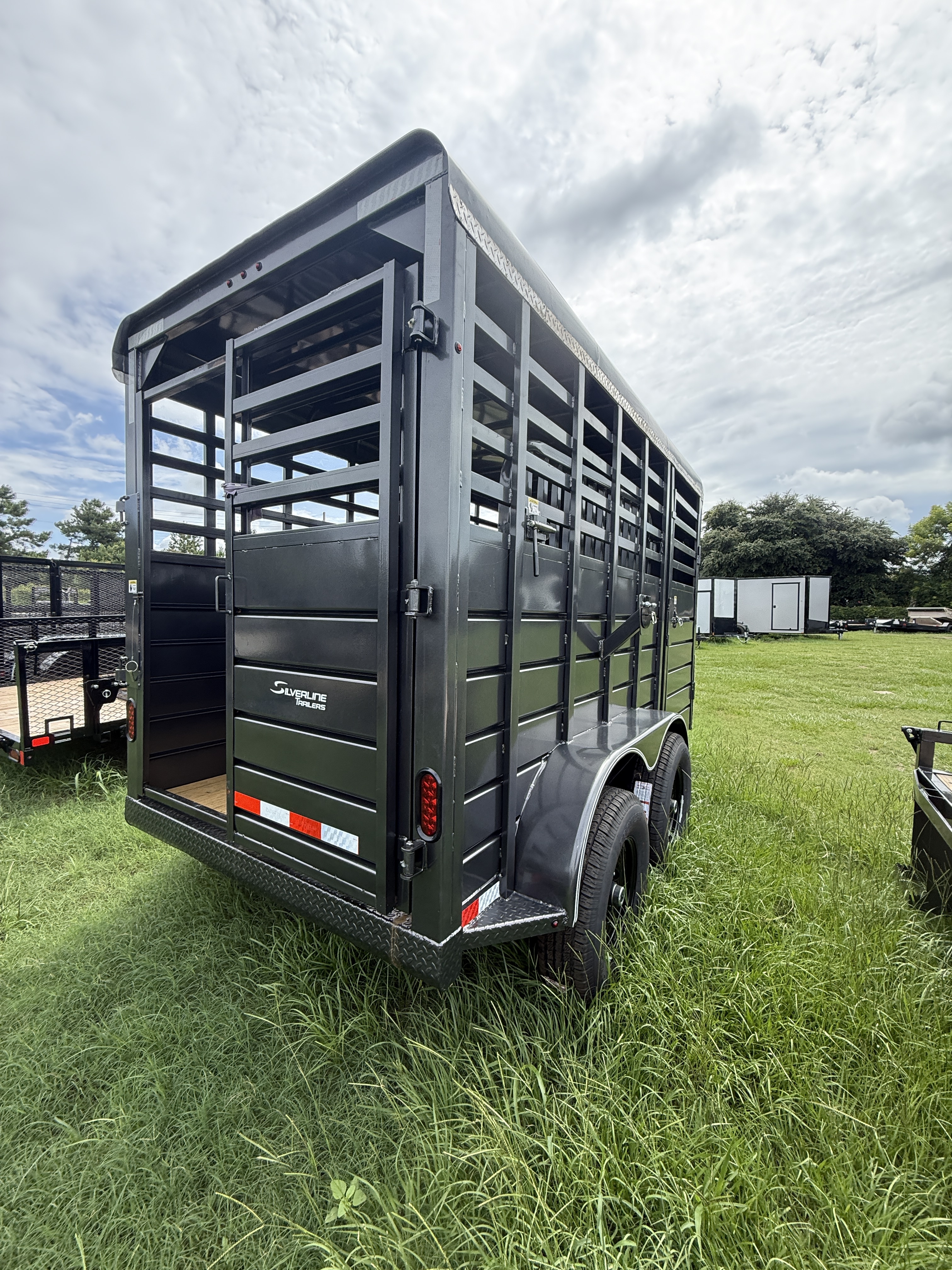 Horse Livestock Trailer photo 3