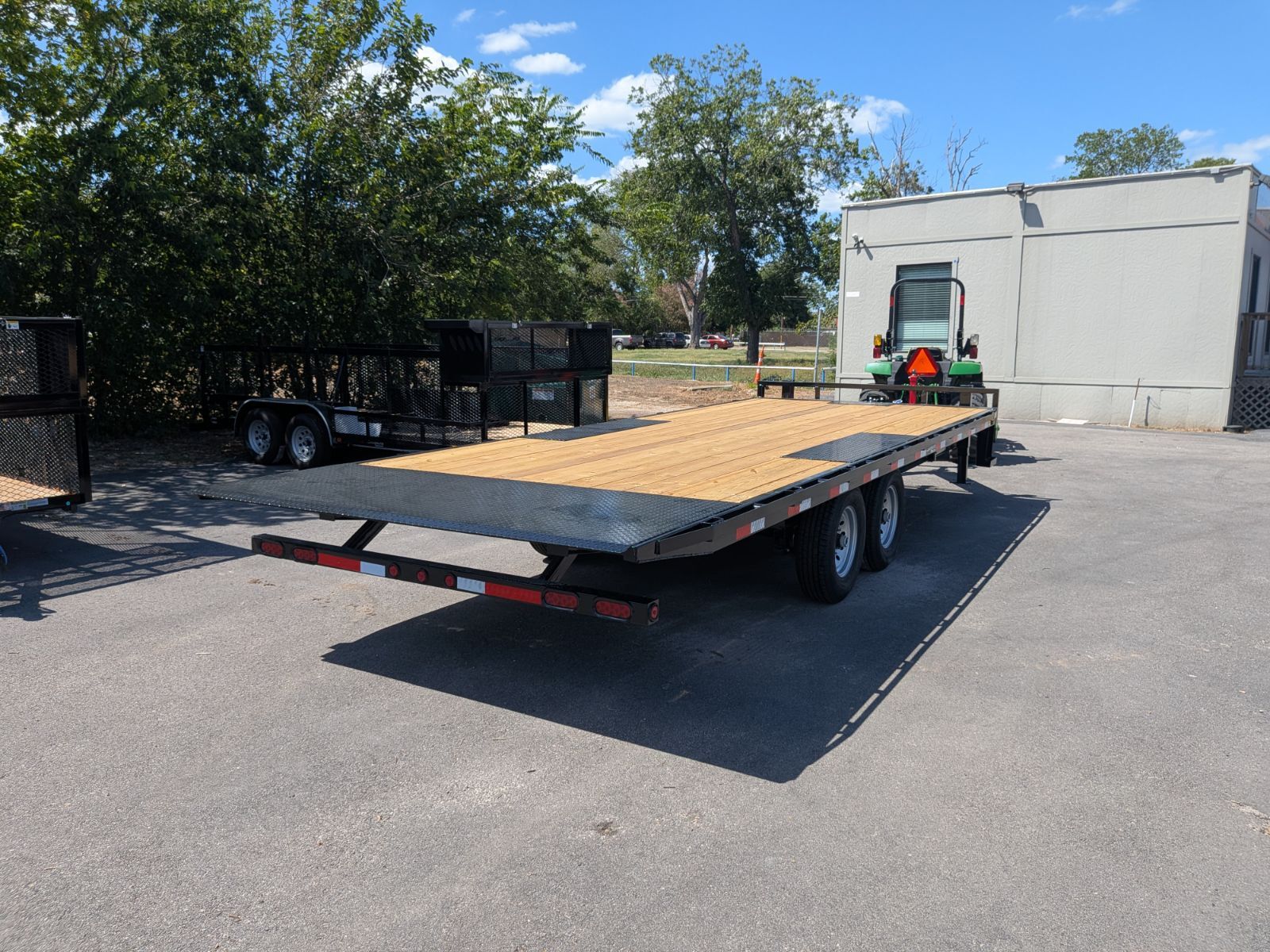 Tilt Trailer