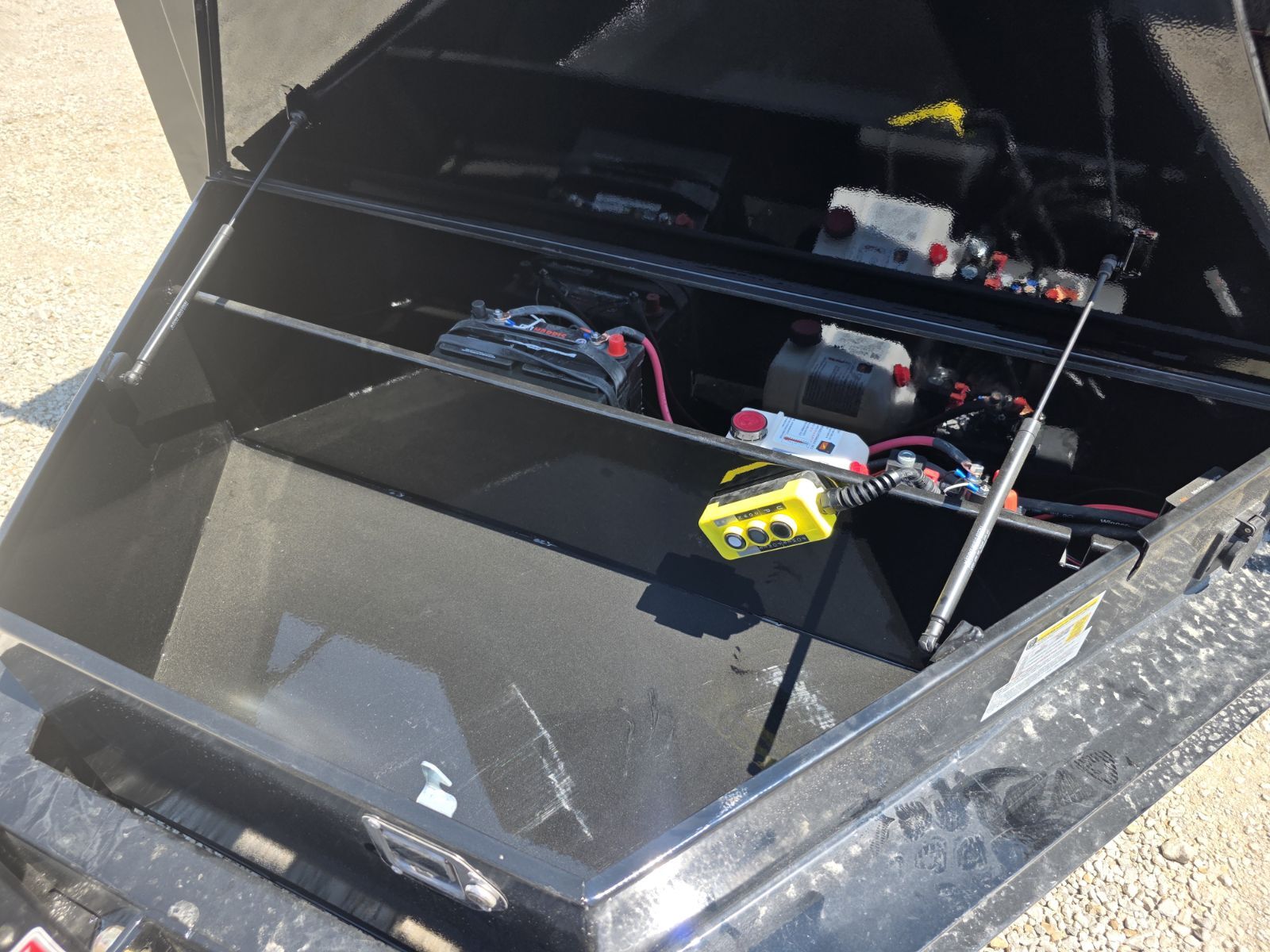Dump Trailer photo 3