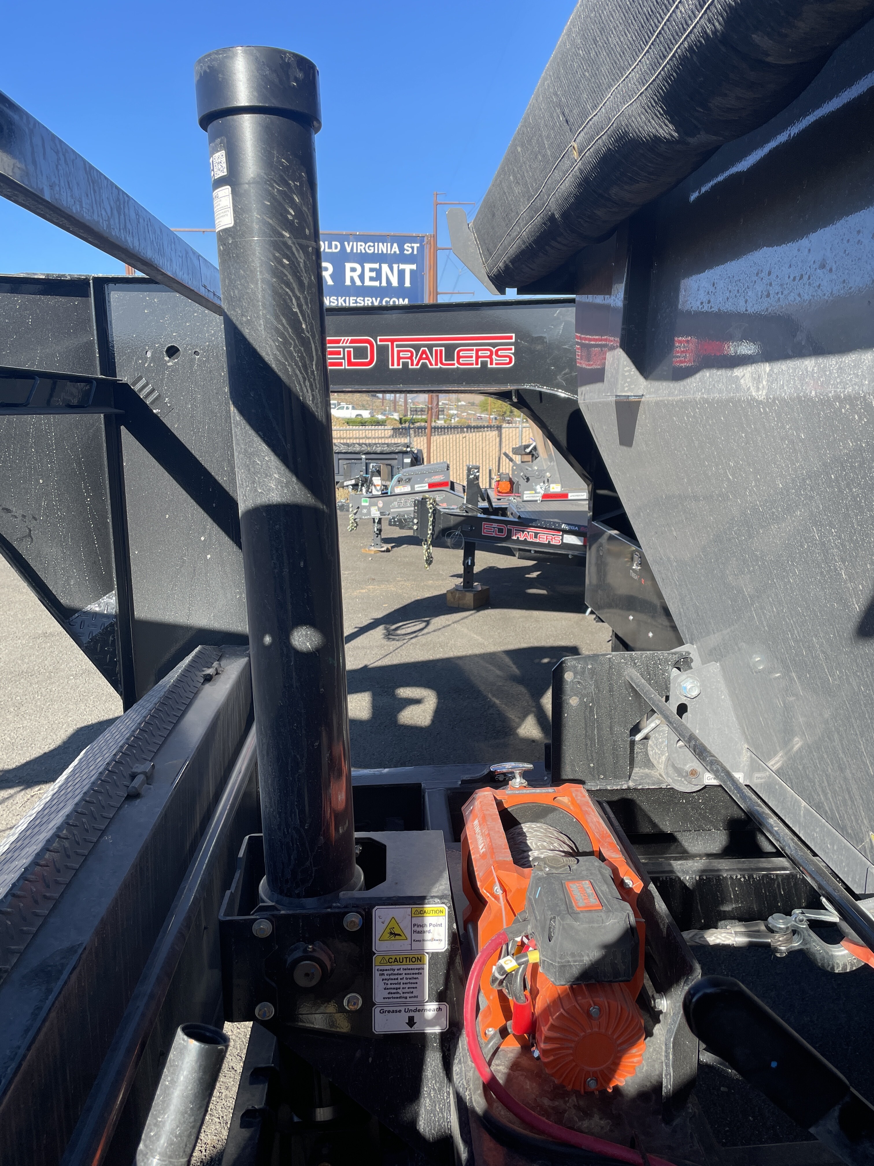 Gooseneck Trailer