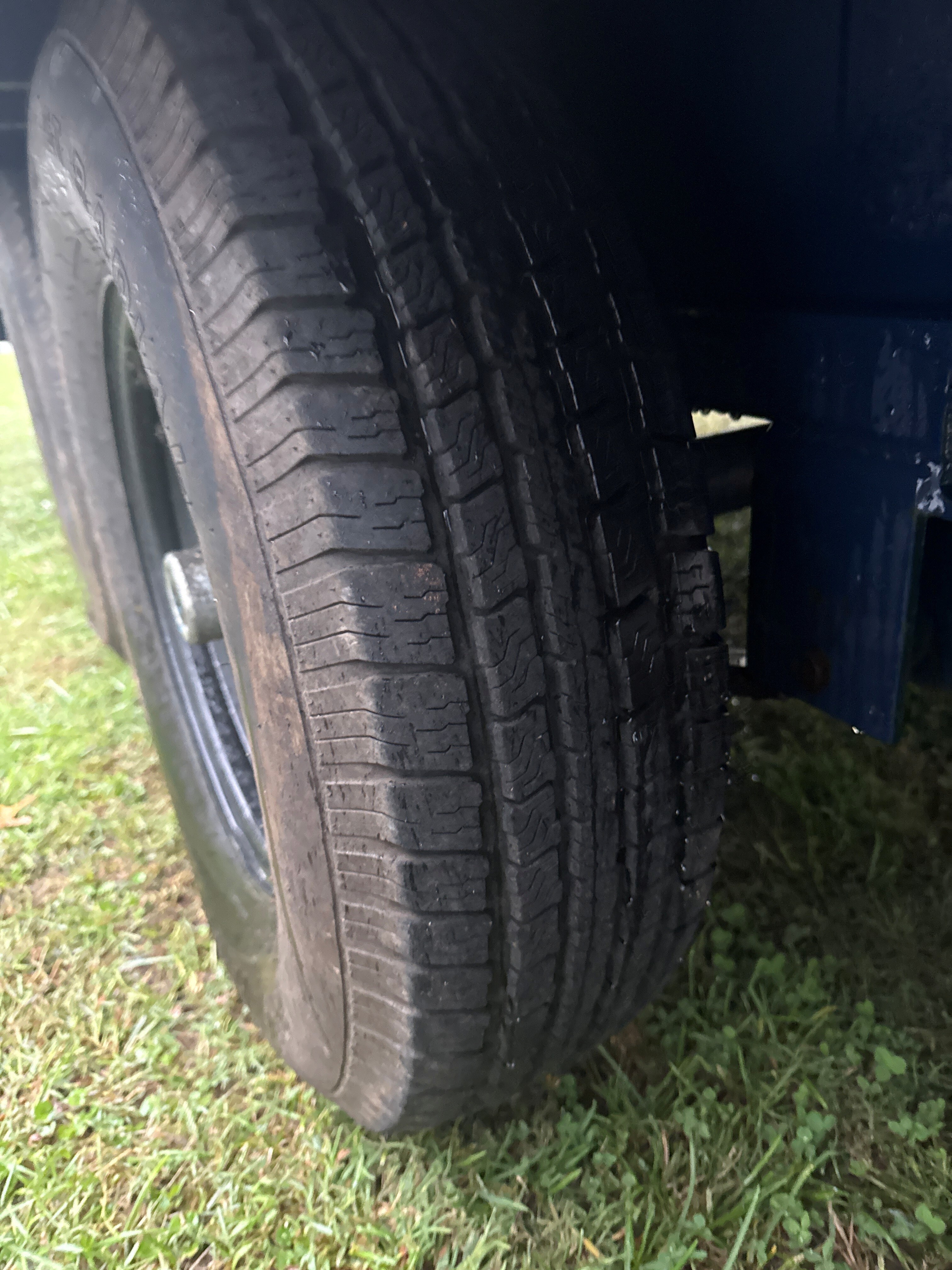 2025 Gooseneck Trailer photo 2