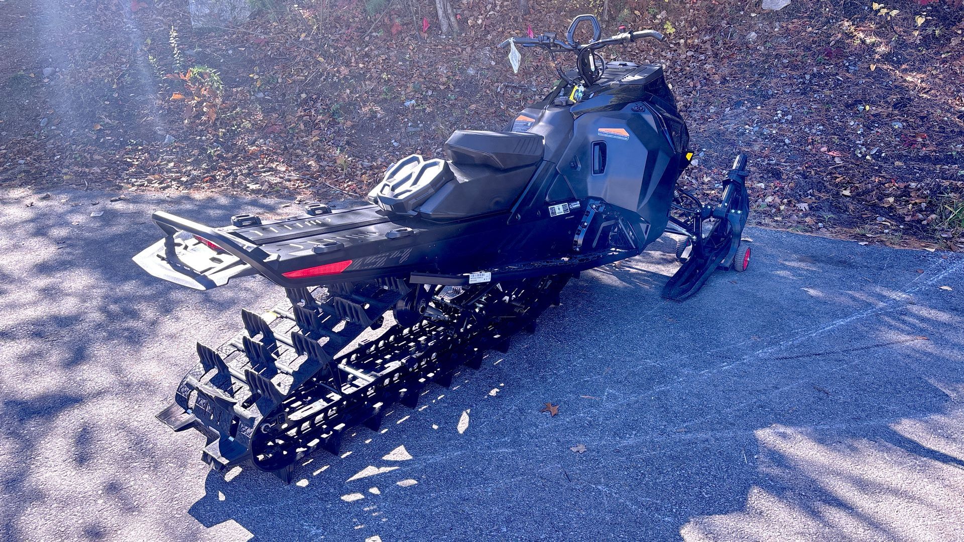 2025 Ski-Doo SUMMIT ADR EDGE 154 850 E-TEC PowderMax X-Light FlexEdge 3.0" SHOT - Photo 9