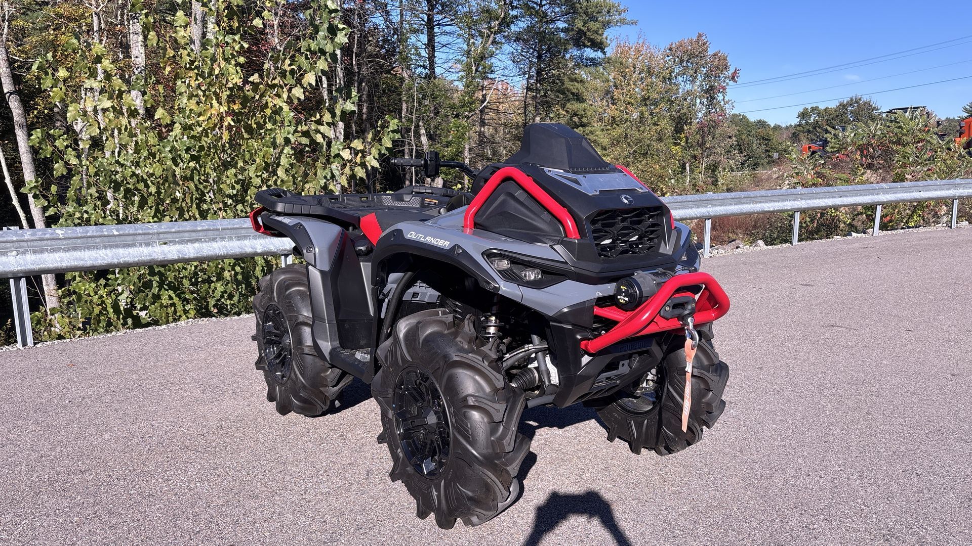 2025 Can-Am OUTLANDER XMR 850 - Photo 2