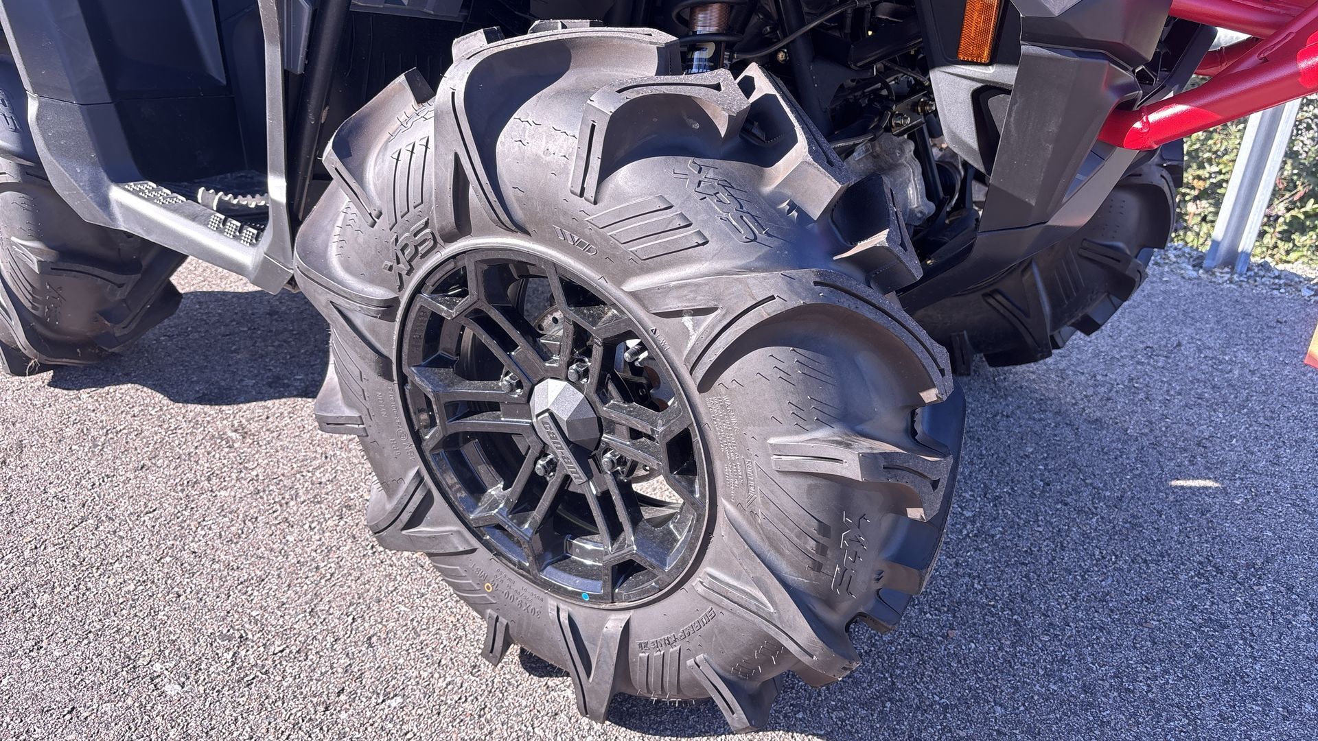 2025 Can-Am OUTLANDER XMR 850 - Photo 10