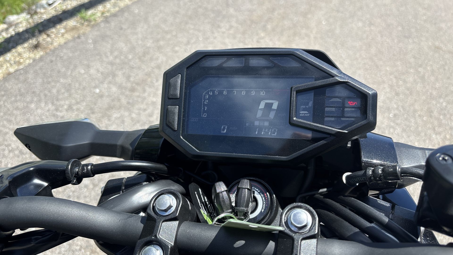 2025 Kawasaki Z500 ABS - Photo 14