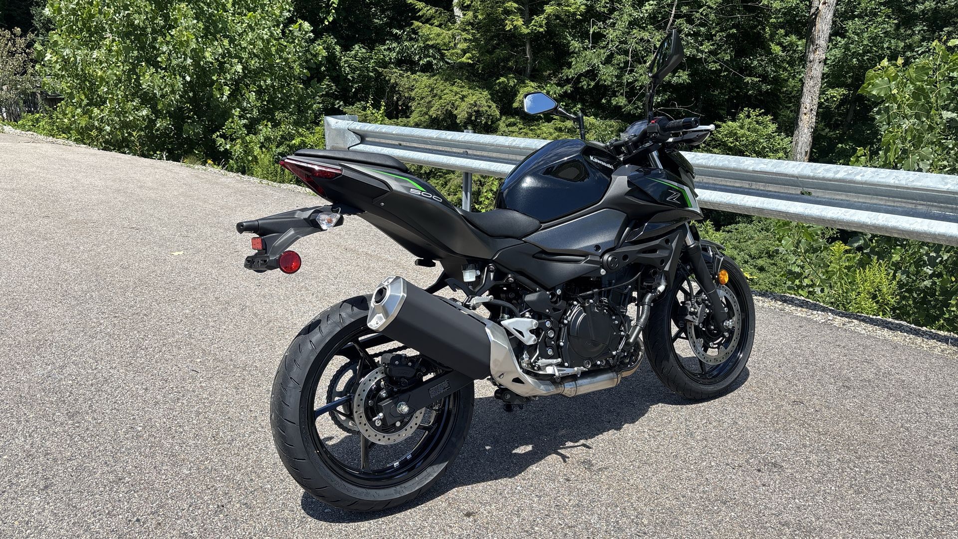 2025 Kawasaki Z500 ABS - Photo 9