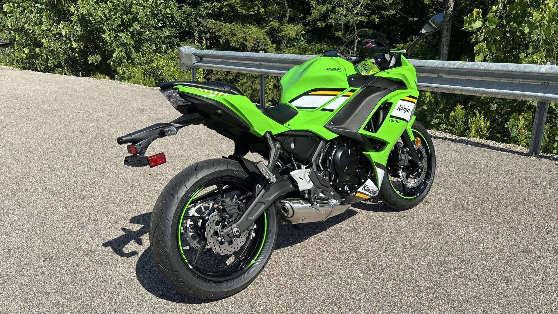 2025 Kawasaki NINJA 650 ABS KRT EDITION - Photo 10