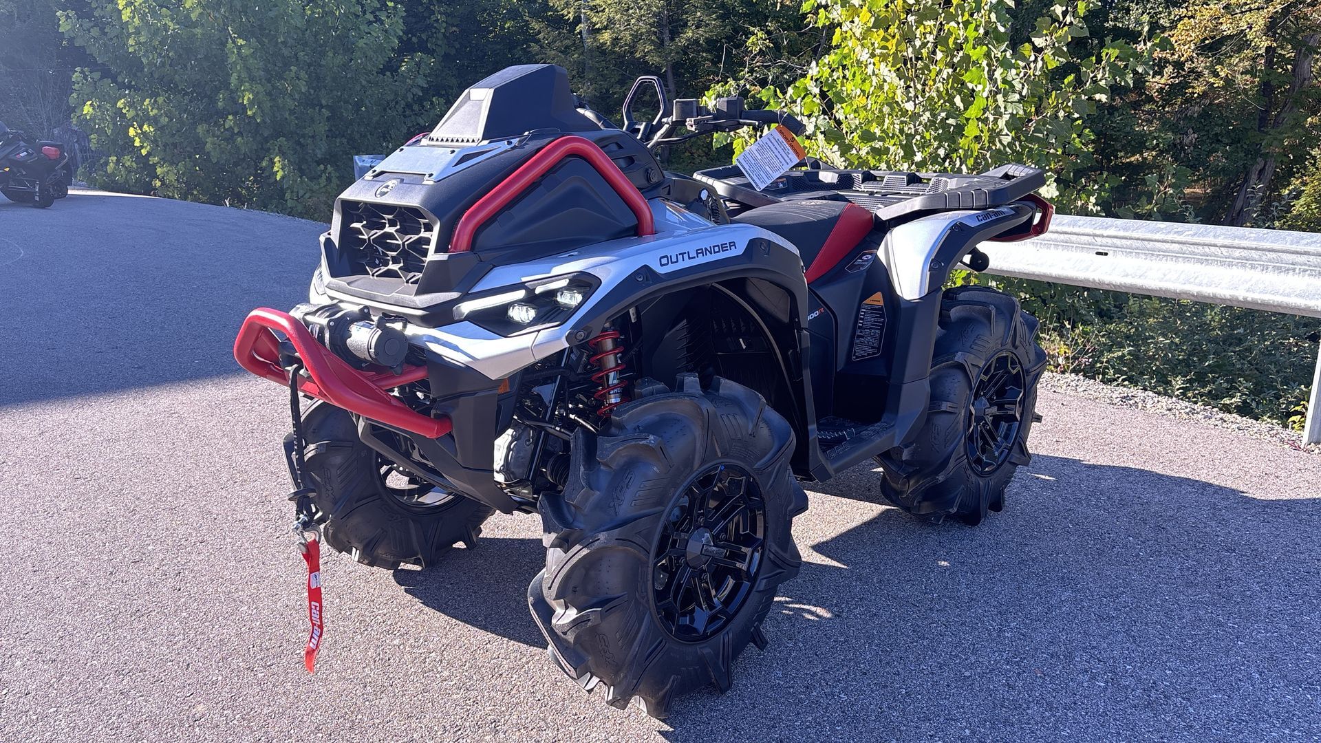 2025 Can-Am OUTLANDER XMR 1000R - Photo 5