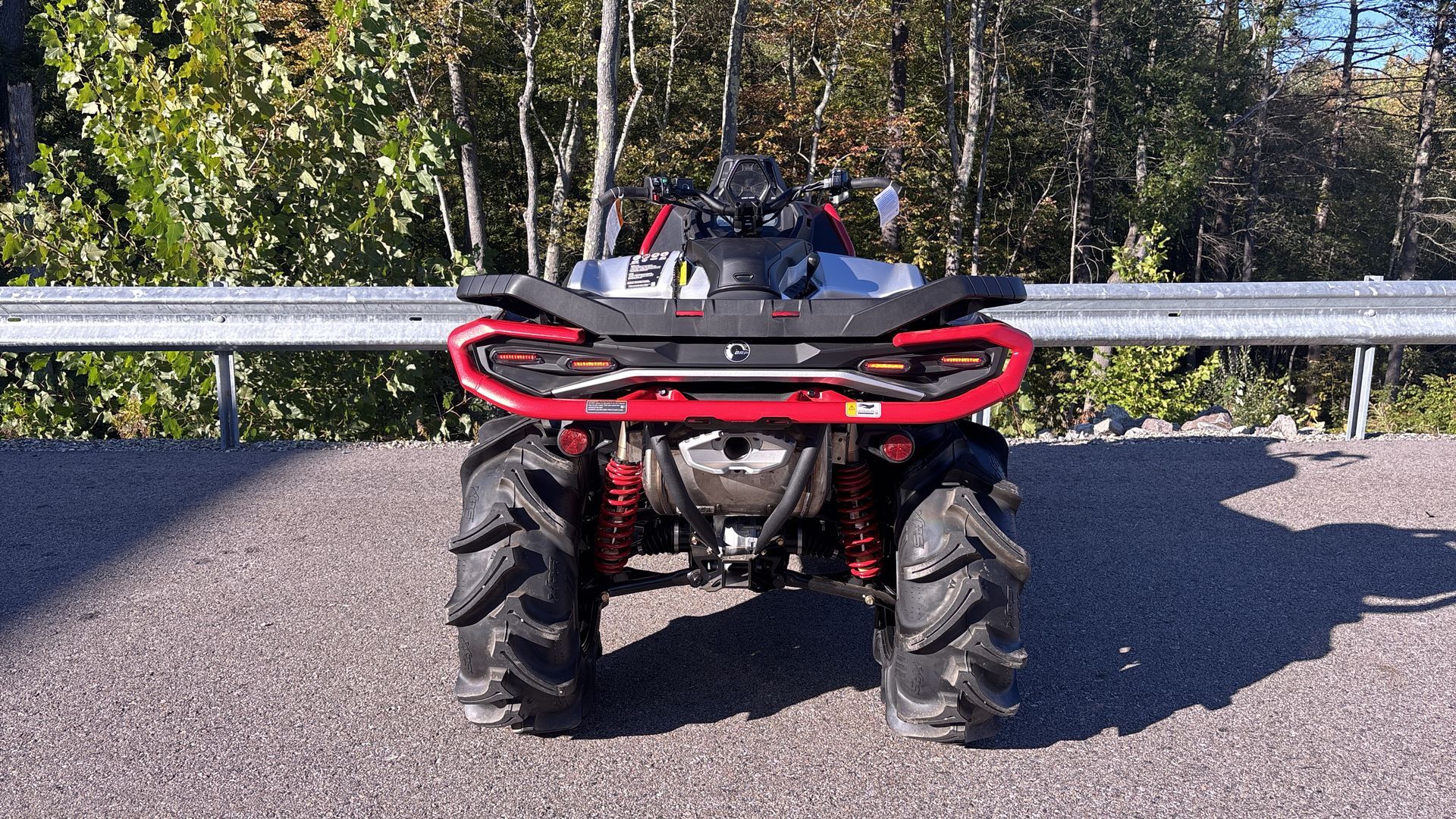 2025 Can-Am OUTLANDER XMR 1000R - Photo 8