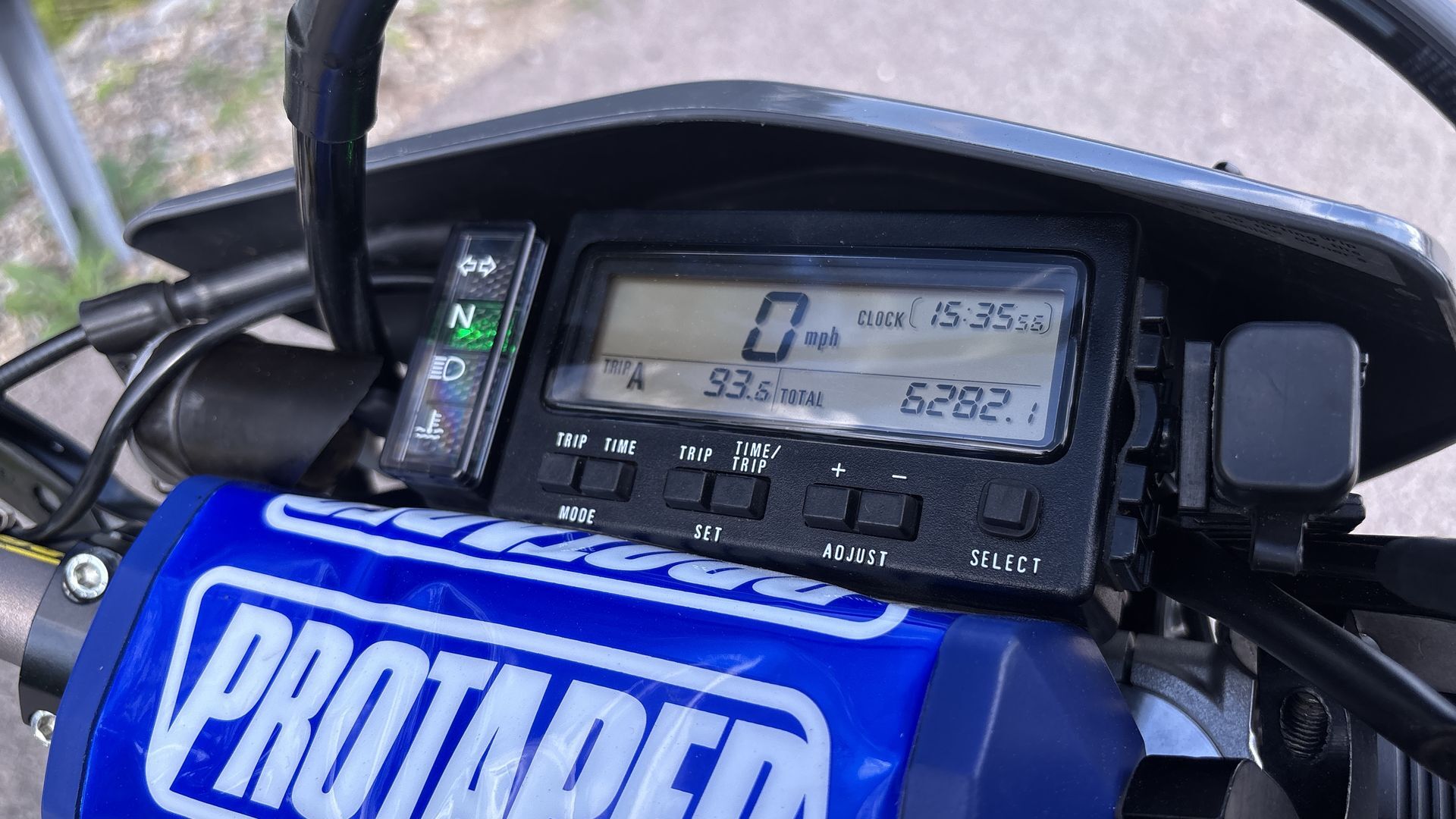 2022 Suzuki DR-Z400SM2 - Photo 14