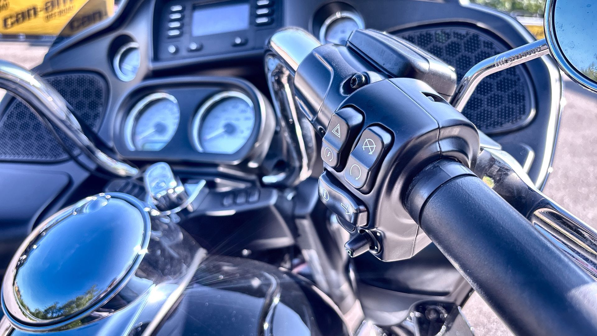 2019 Harley-Davidson® FLTRX - Photo 13
