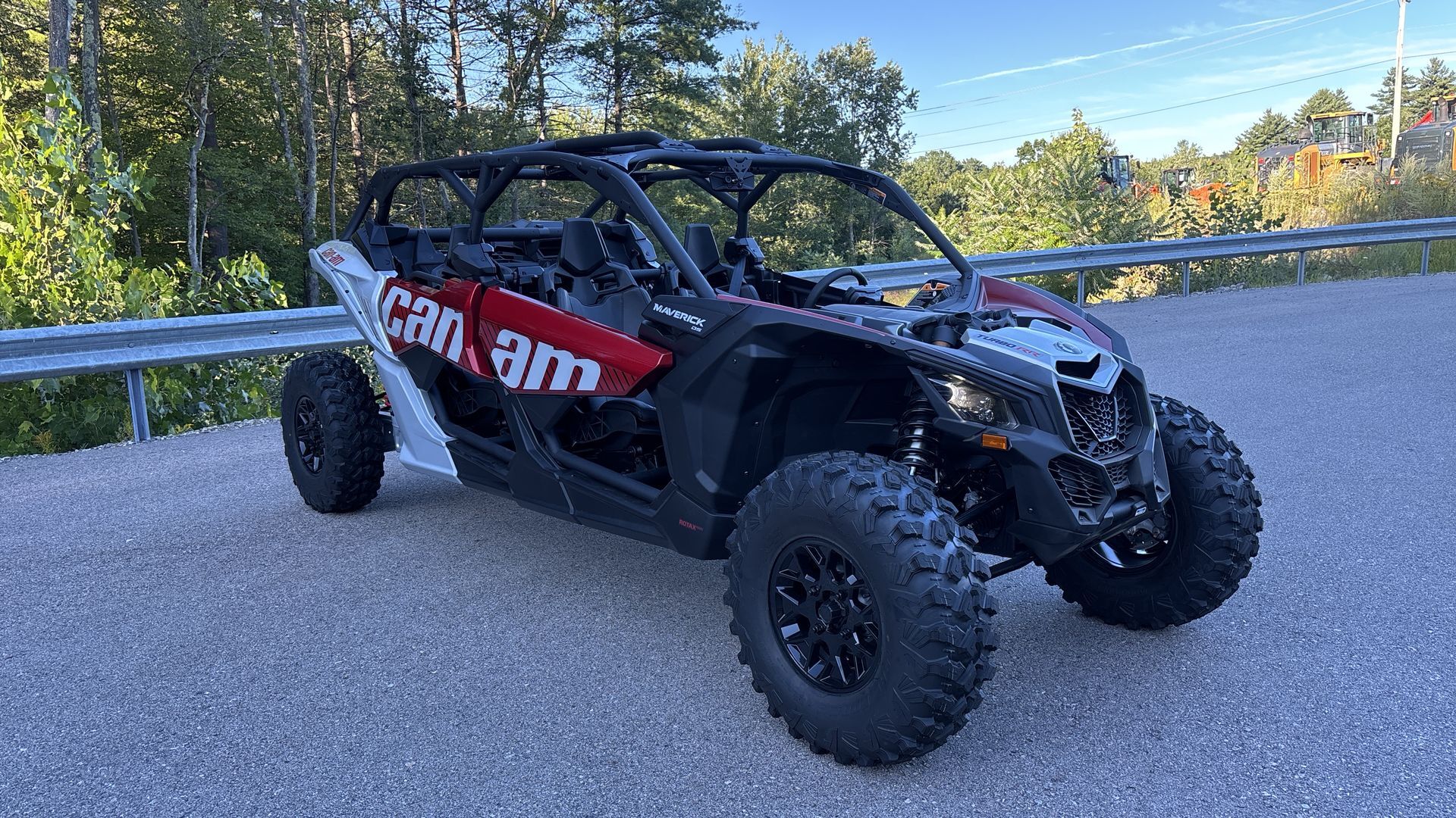 2025 Can-Am MAVERICK X3 MAX X DS 64" TURBO RR - Photo 2