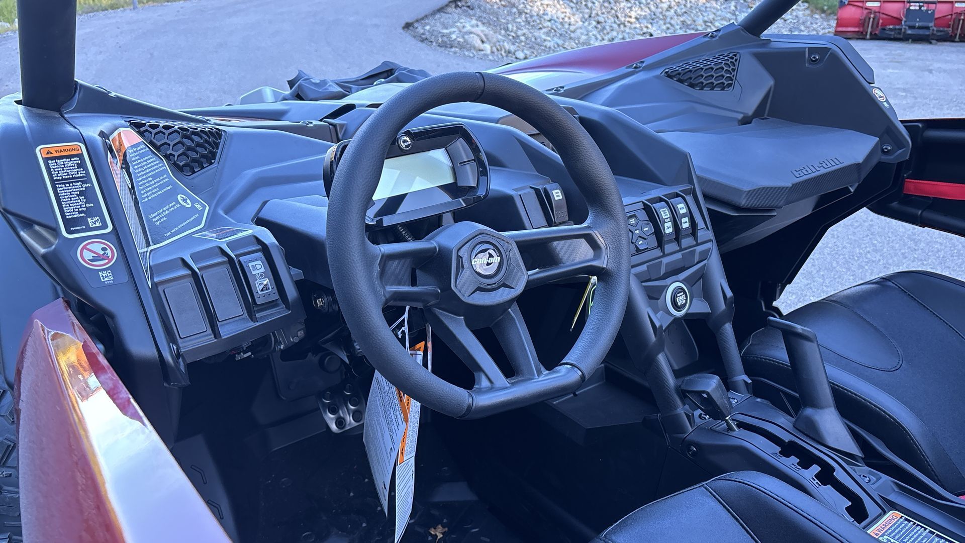 2025 Can-Am MAVERICK X3 MAX X DS 64" TURBO RR - Photo 13