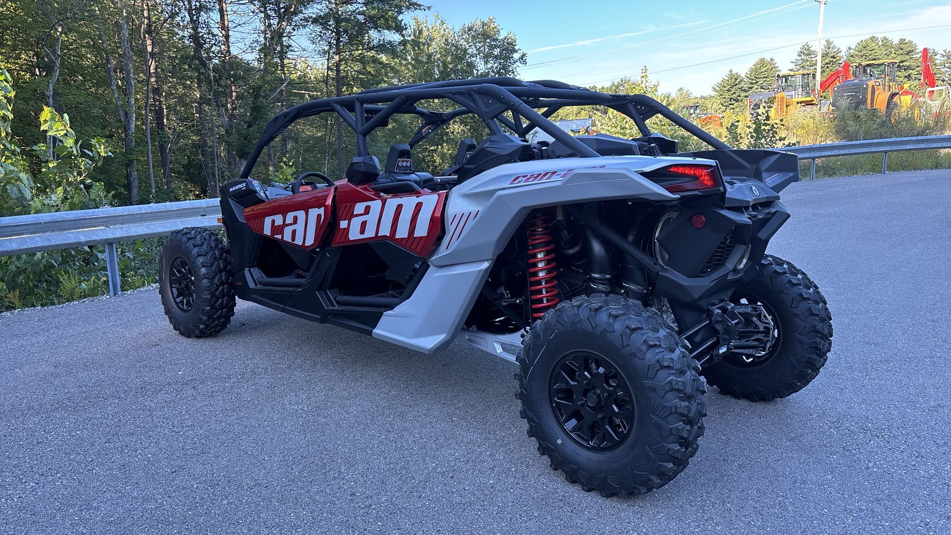 2025 Can-Am MAVERICK X3 MAX X DS 64" TURBO RR - Photo 7