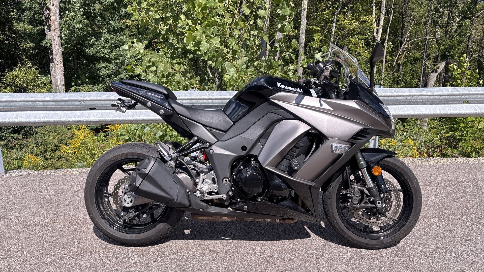 2012 Kawasaki Ninja 1000 - Photo 9