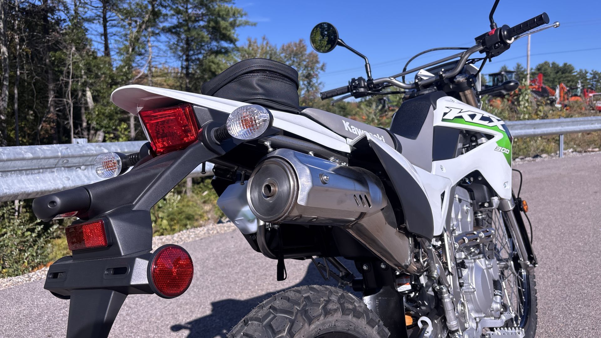 2026 Kawasaki KLX 300 - Photo 17