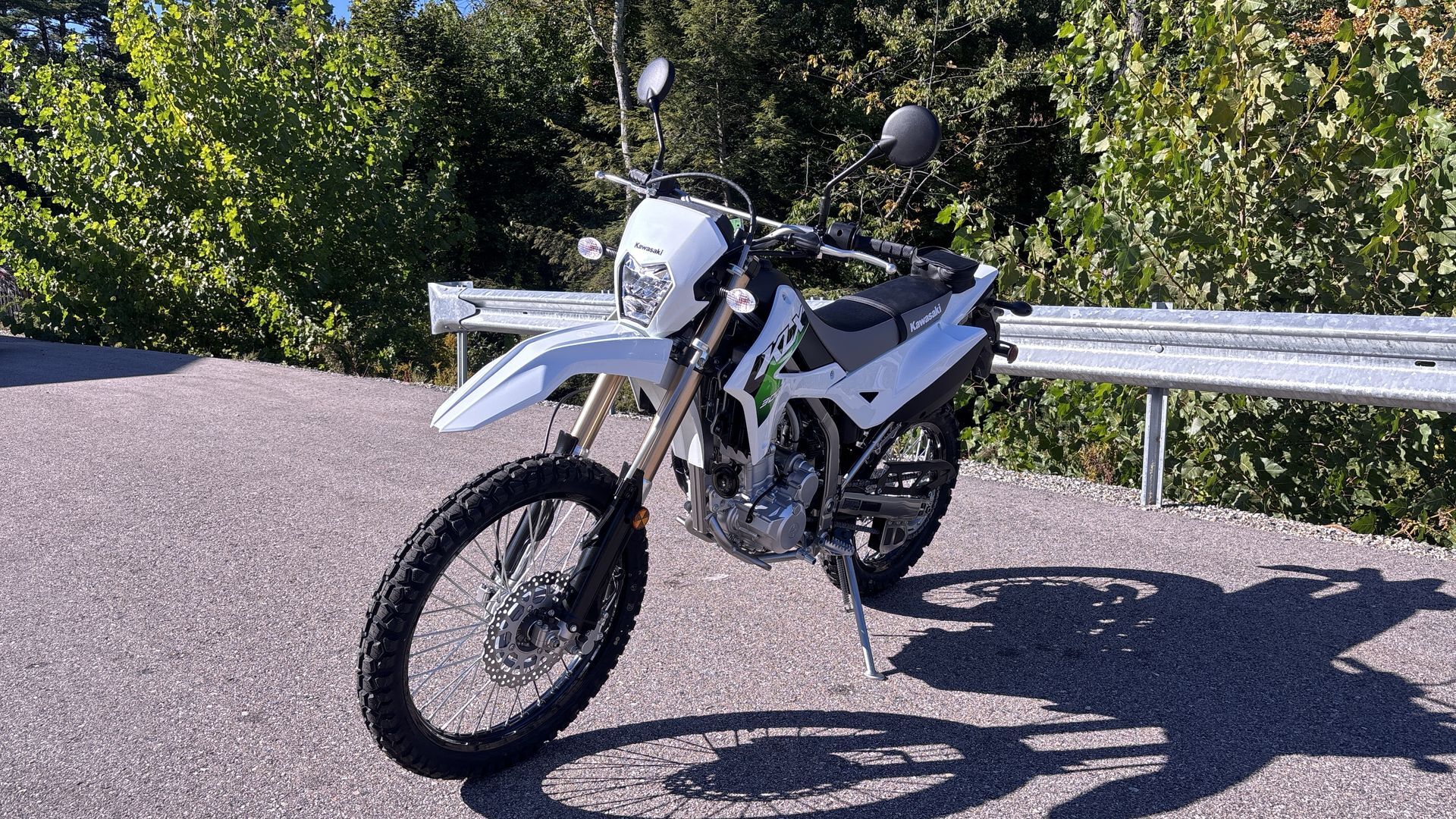 2026 Kawasaki KLX 300 - Photo 4