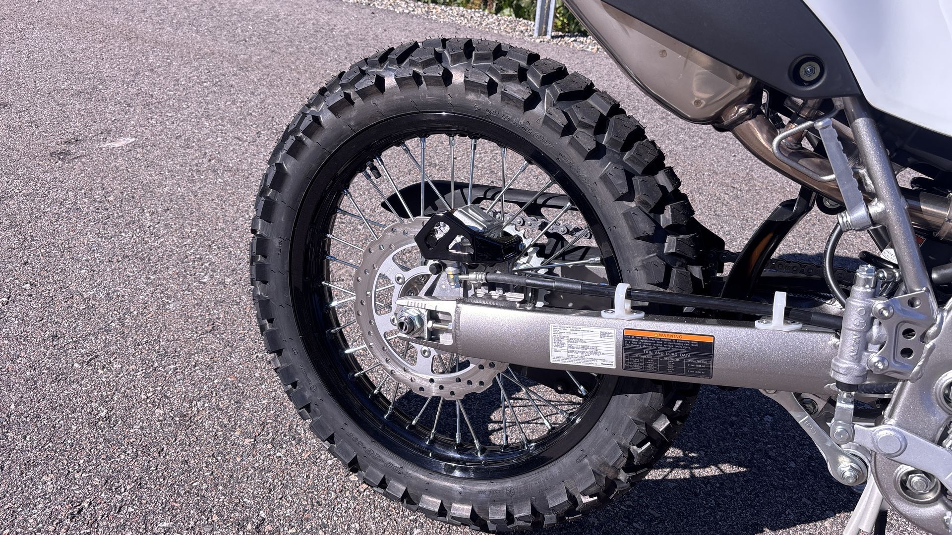 2026 Kawasaki KLX 300 - Photo 15