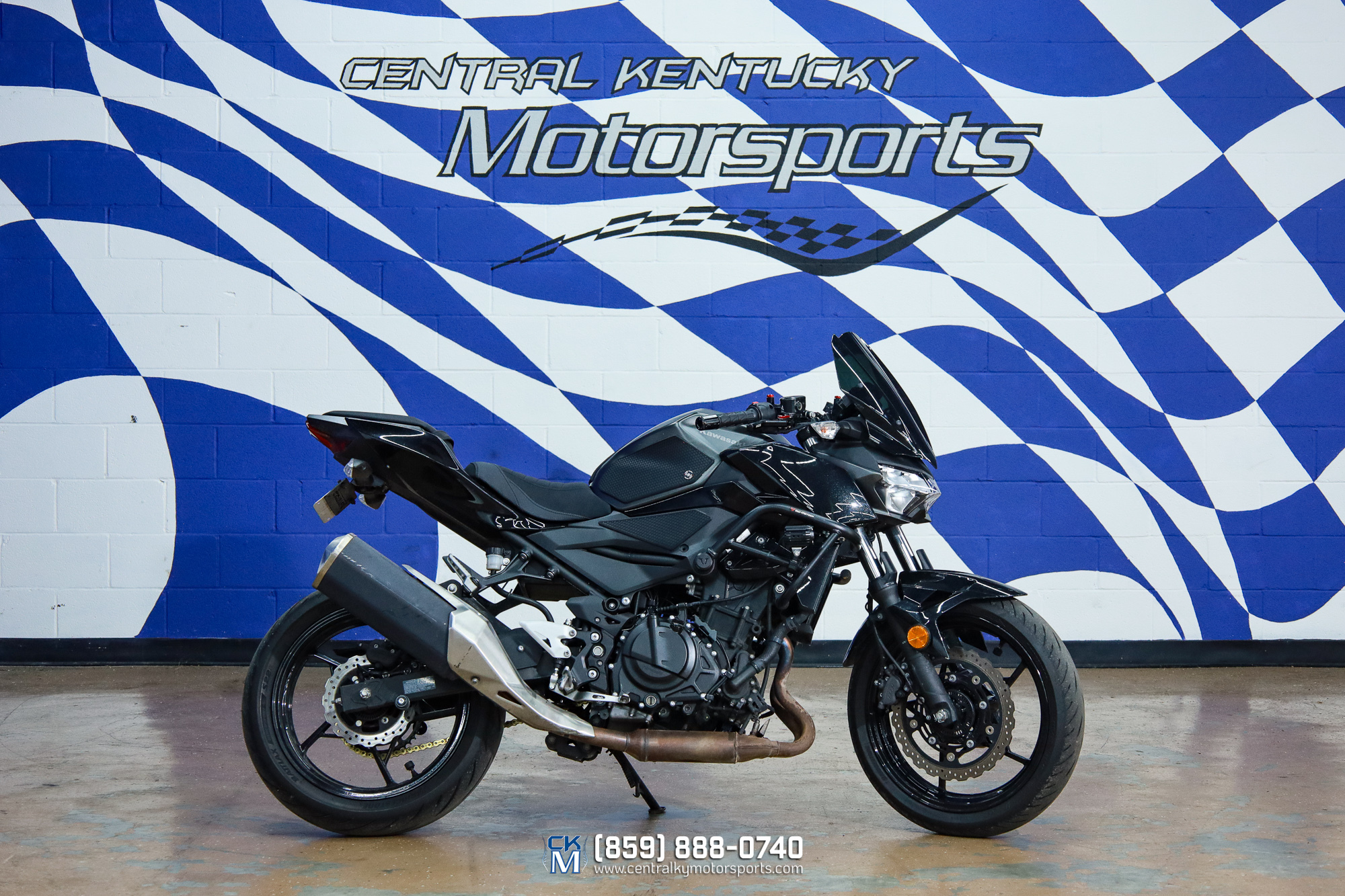 ととと． Pre Owned and Used Street Bikes from Kawasaki Central