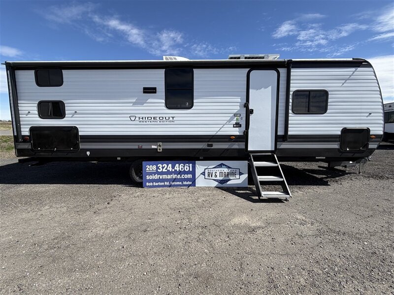2026 Keystone Hideout 262bh