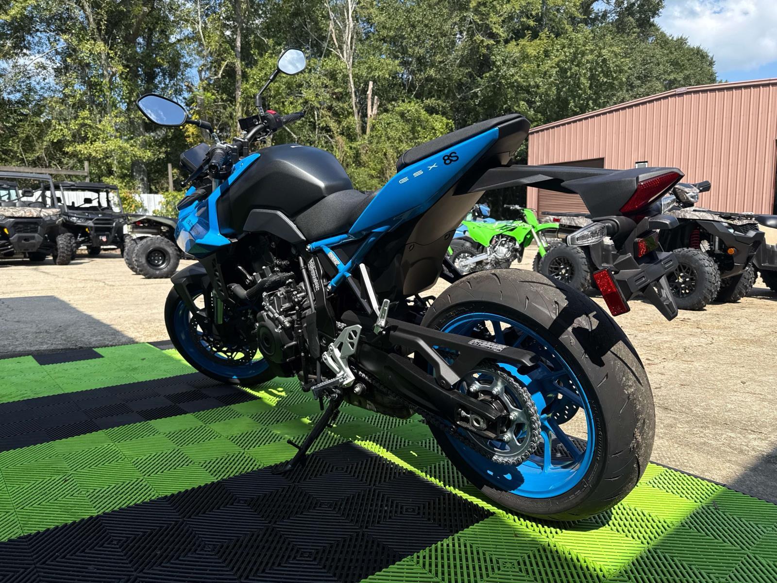 2024 Suzuki GSX-8S - Photo 7