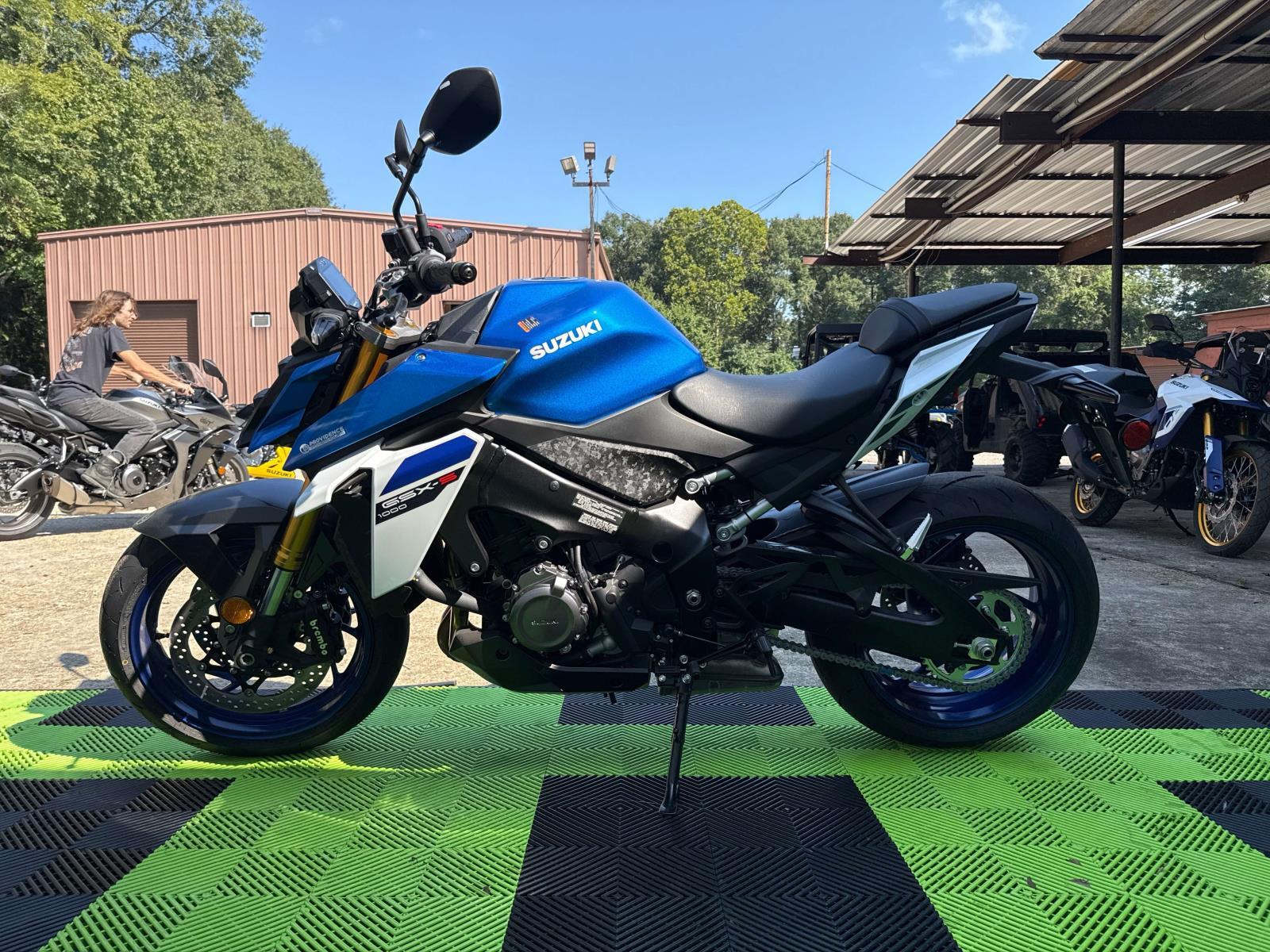 2024 Suzuki GSX-S1000 - Photo 5