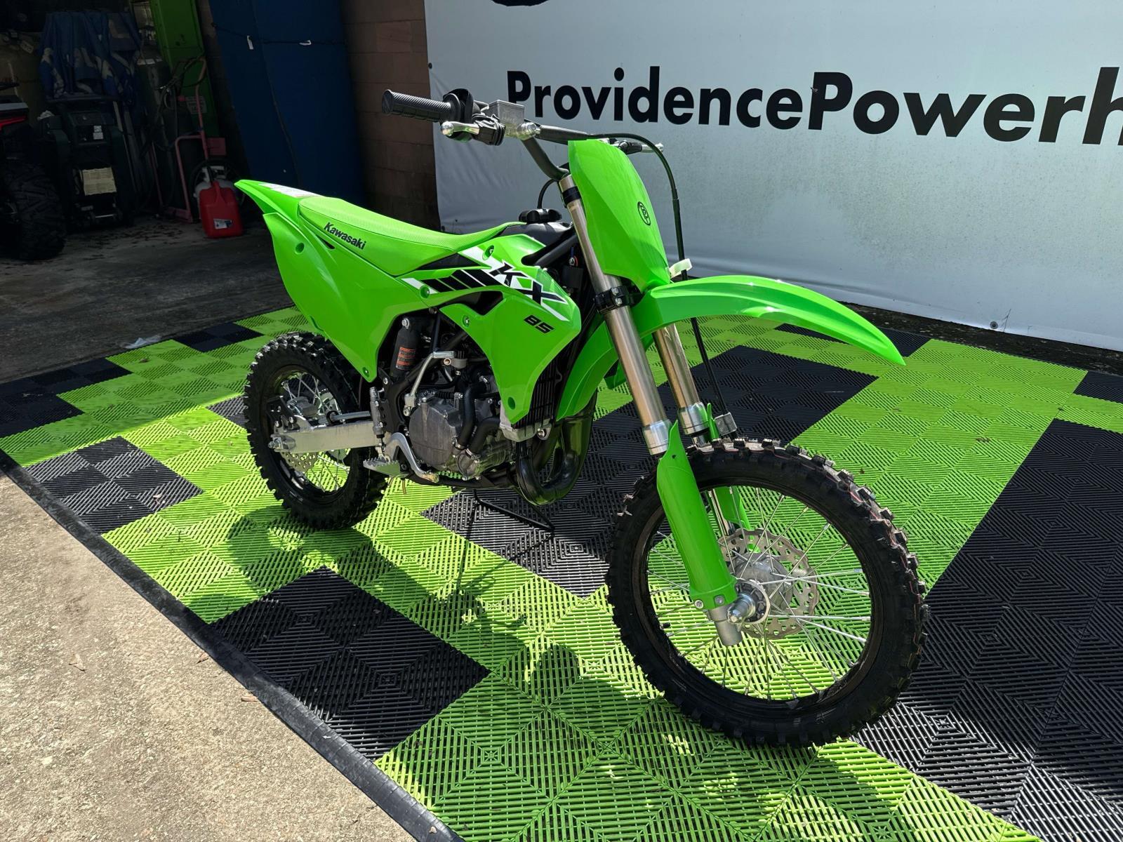 2025 Kawasaki KX™ 85 - Photo 3
