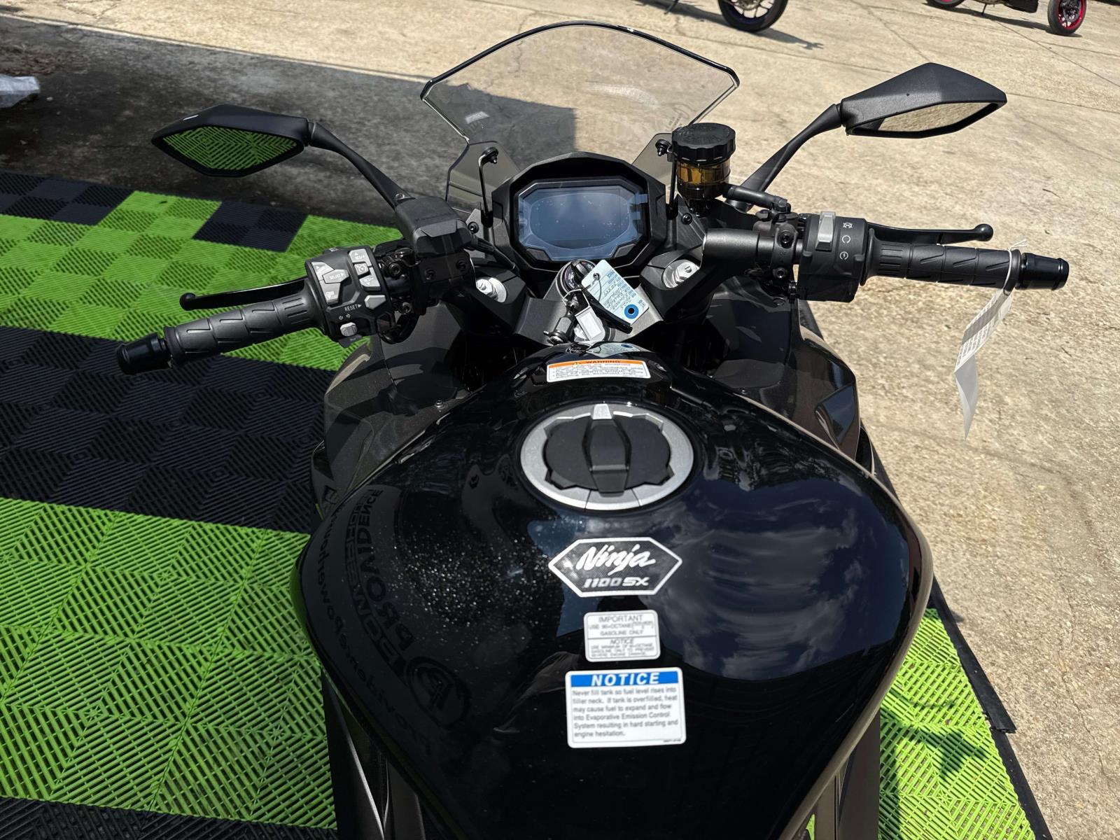 2025 Kawasaki Ninja® 1100SX ABS - Photo 6