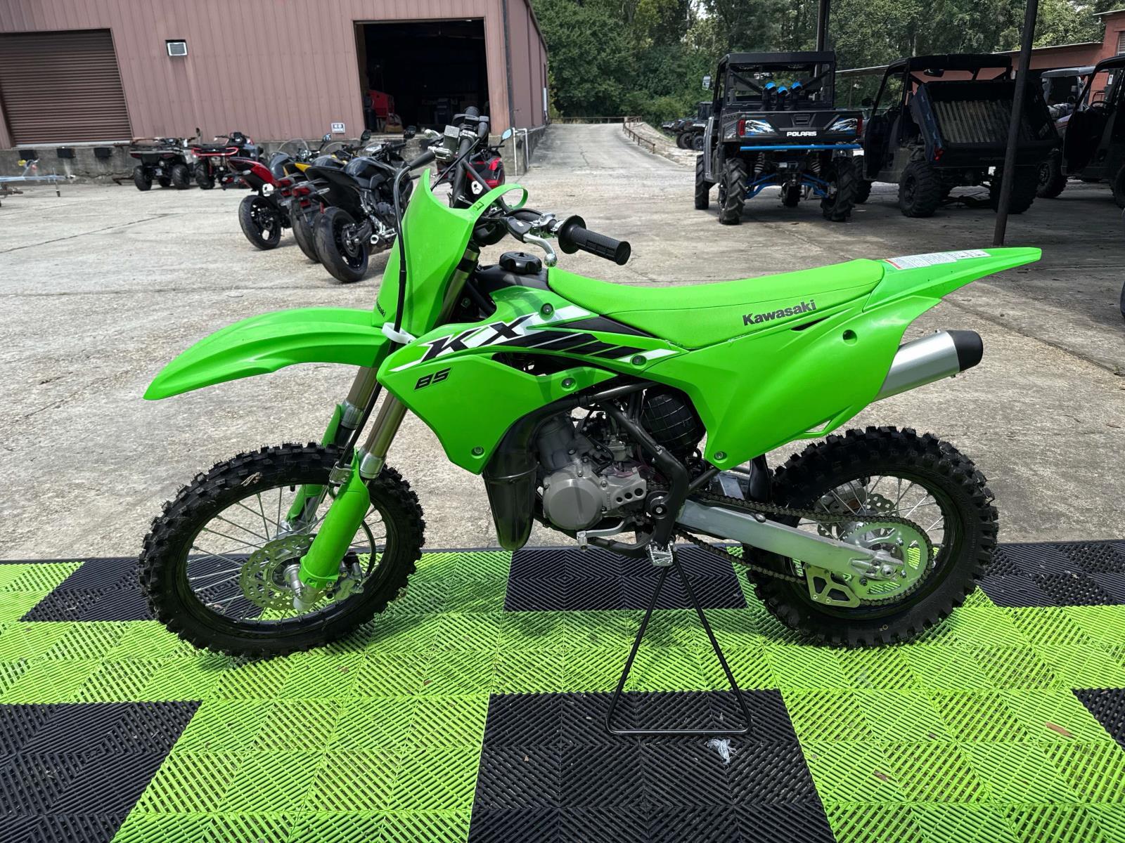 2025 Kawasaki KX™ 85 - Photo 5