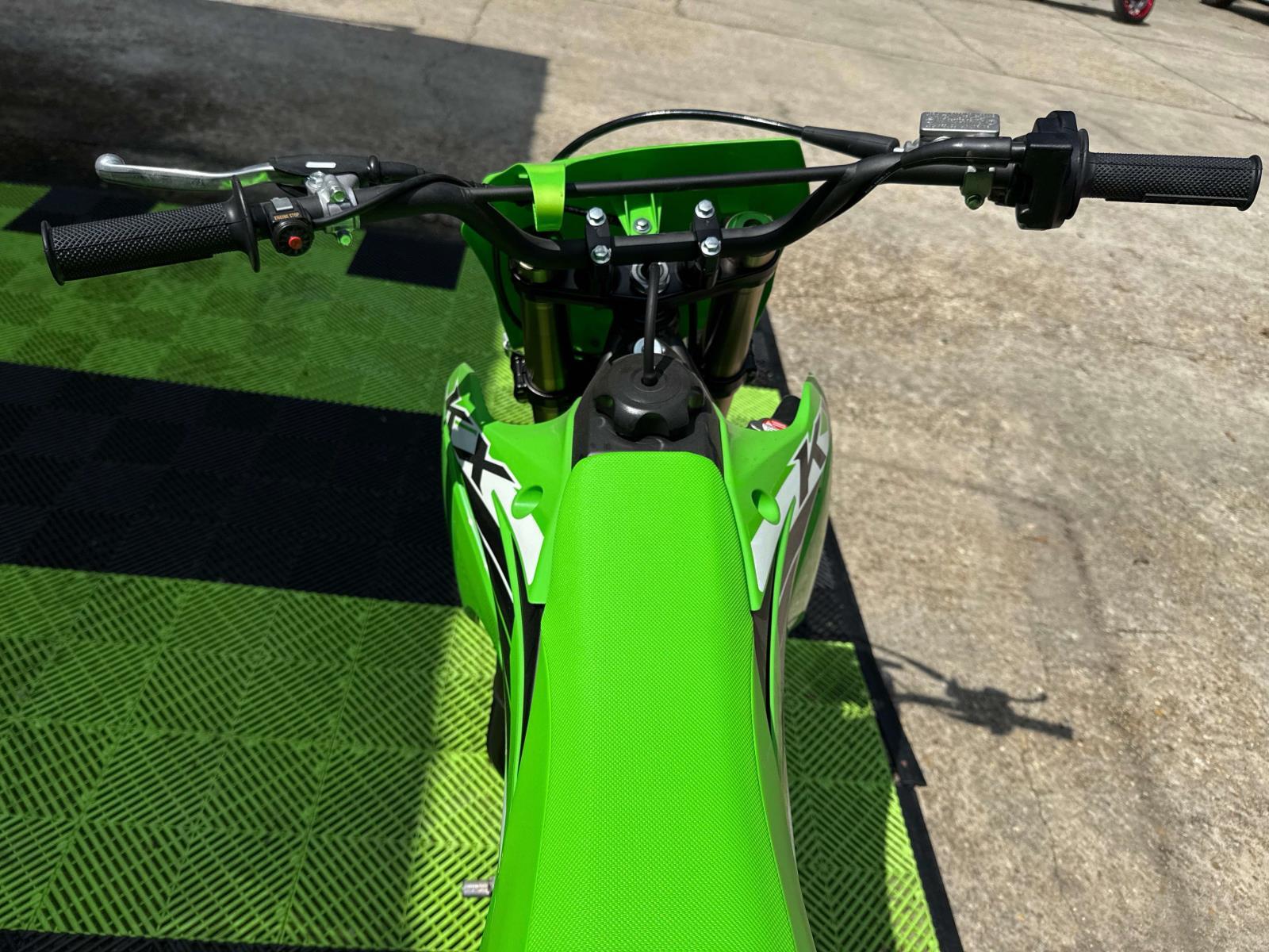 2025 Kawasaki KX™ 85 - Photo 6